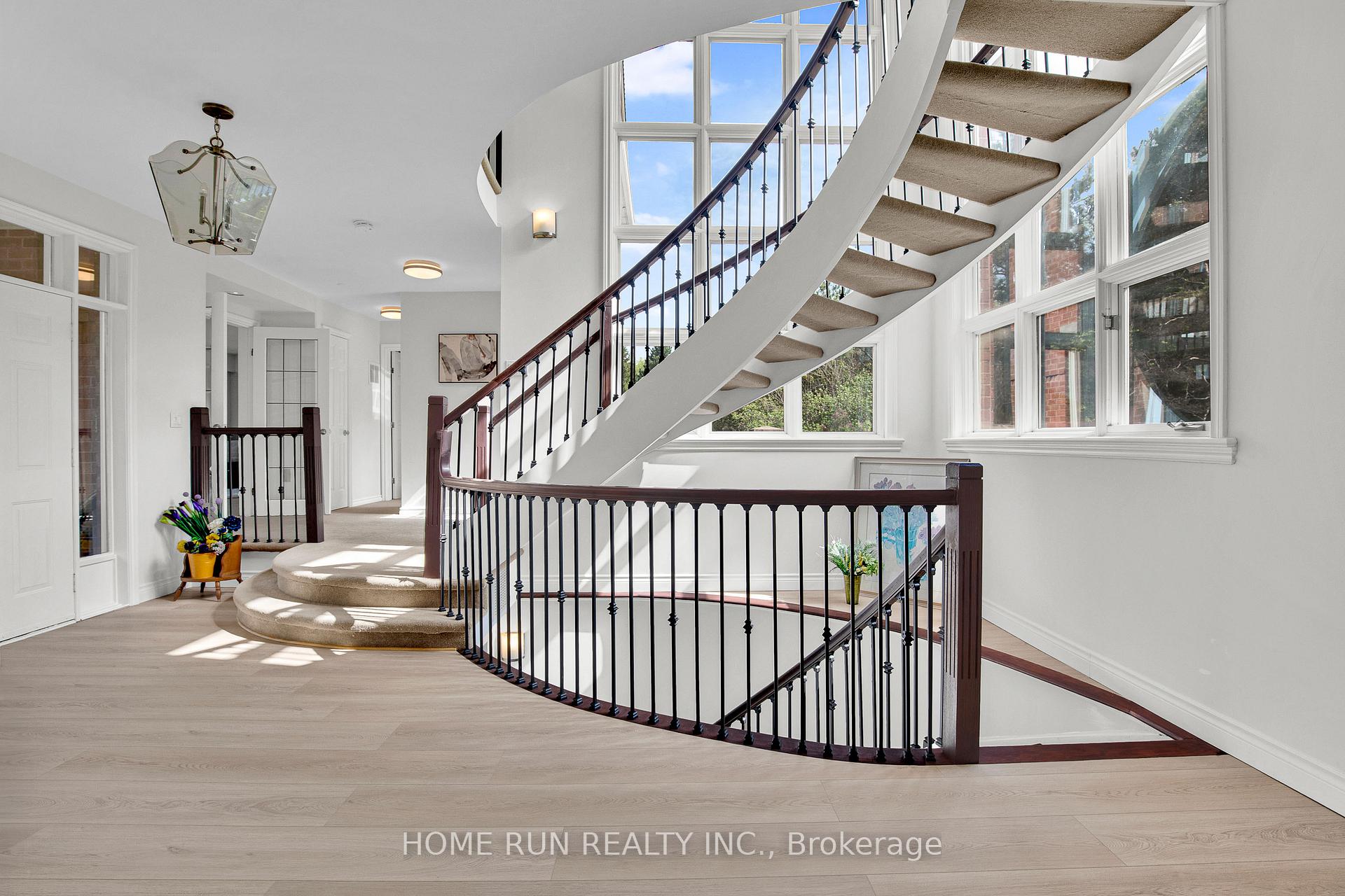 Photo 15 of 112 Lochcarron Crescent, Ottawa, Huntley Ward (South East) — HOMEH