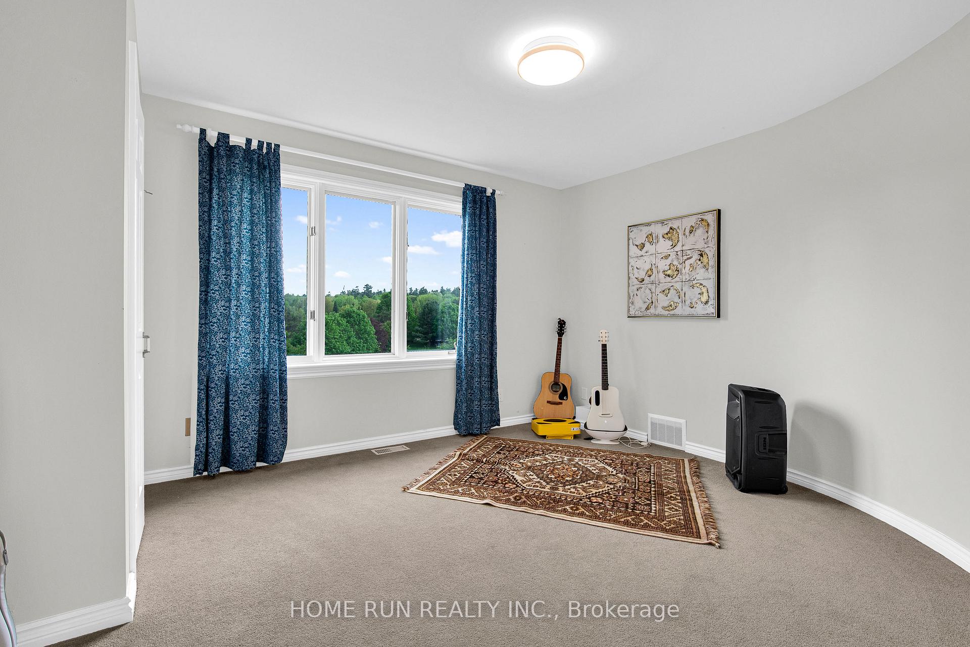 Photo 43 of 112 Lochcarron Crescent, Ottawa, Huntley Ward (South East) — HOMEH