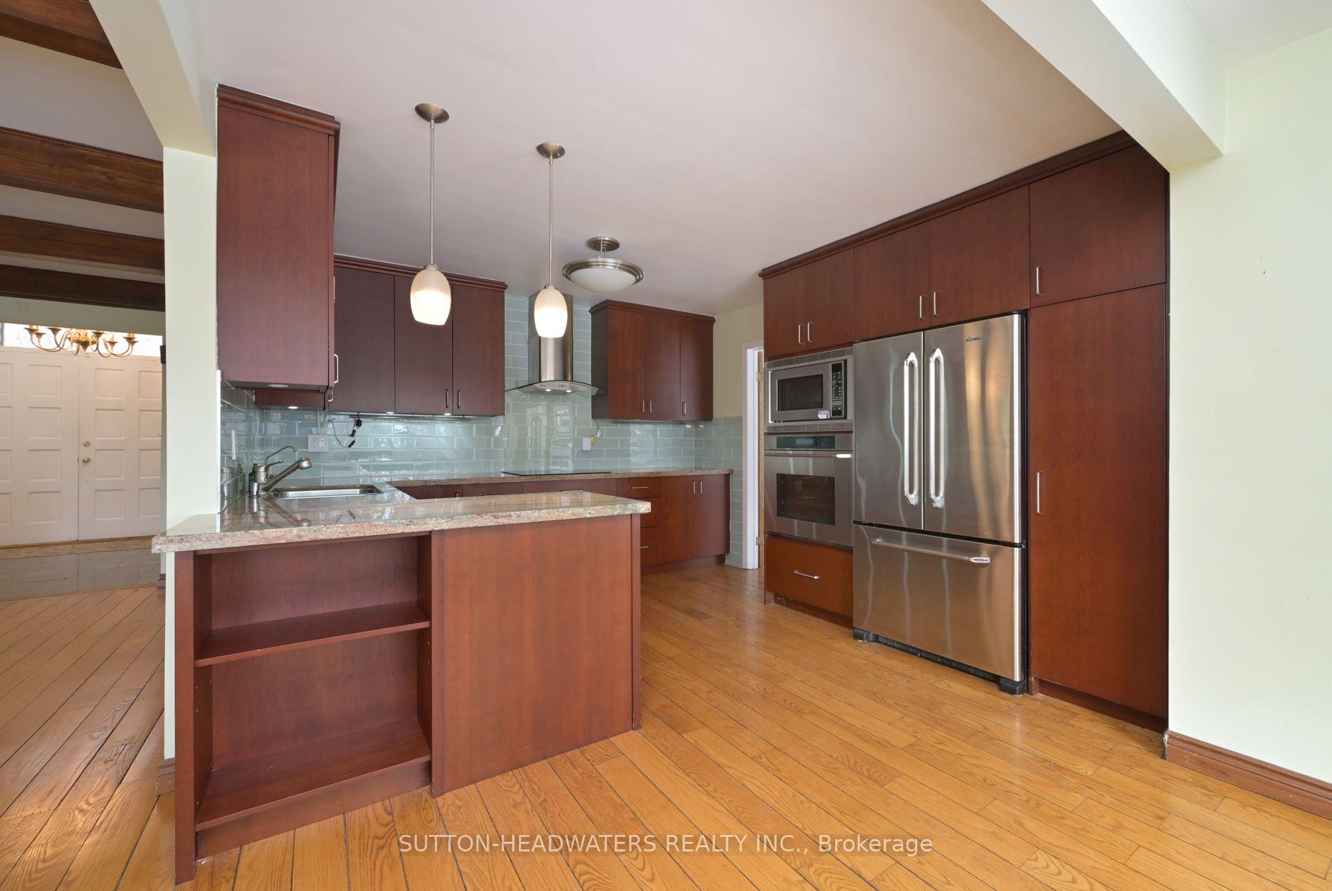 Photo 4 of 10 Cedar Drive, Caledon, Rural Caledon — HOMEH