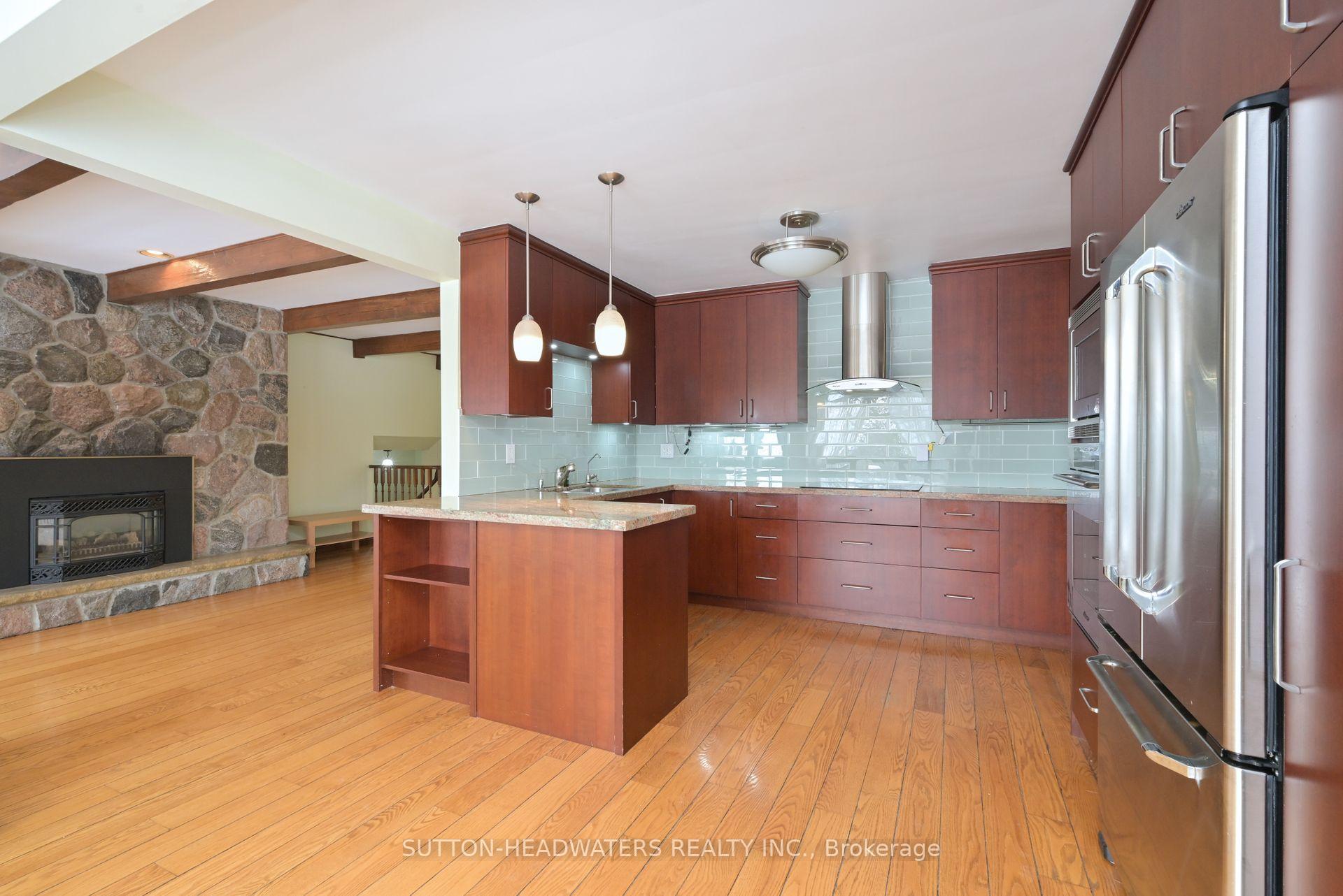 Photo 5 of 10 Cedar Drive, Caledon, Rural Caledon — HOMEH