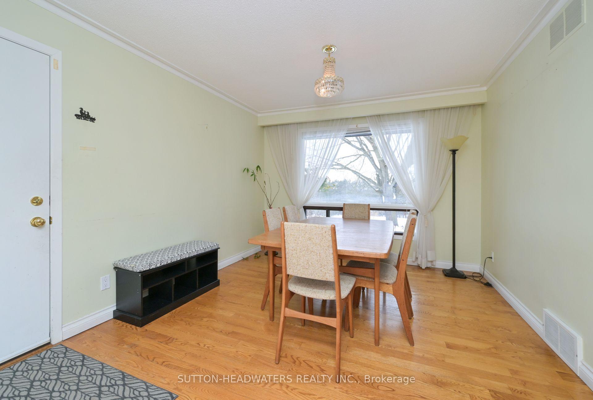 Photo 11 of 10 Cedar Drive, Caledon, Rural Caledon — HOMEH