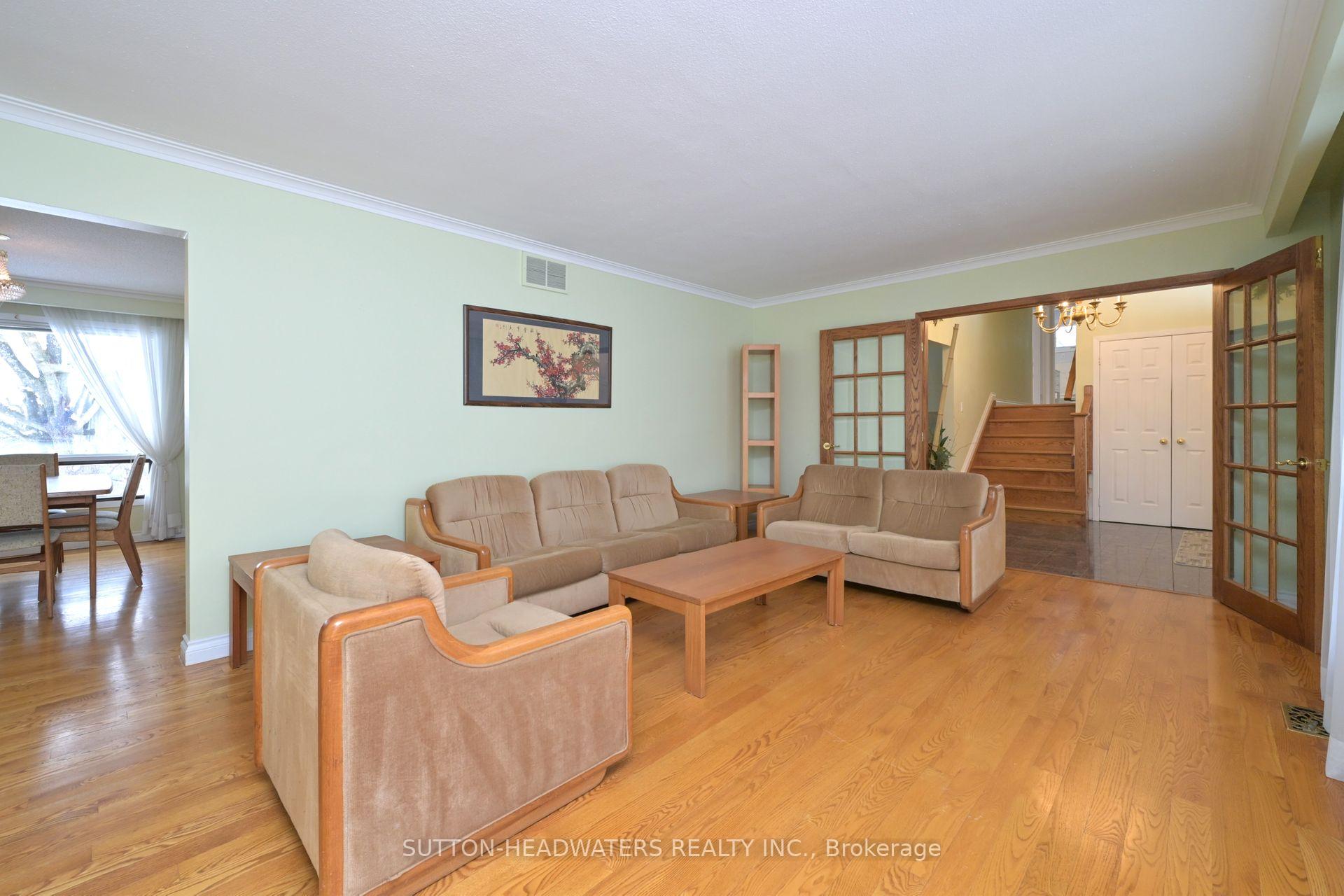 Photo 13 of 10 Cedar Drive, Caledon, Rural Caledon — HOMEH