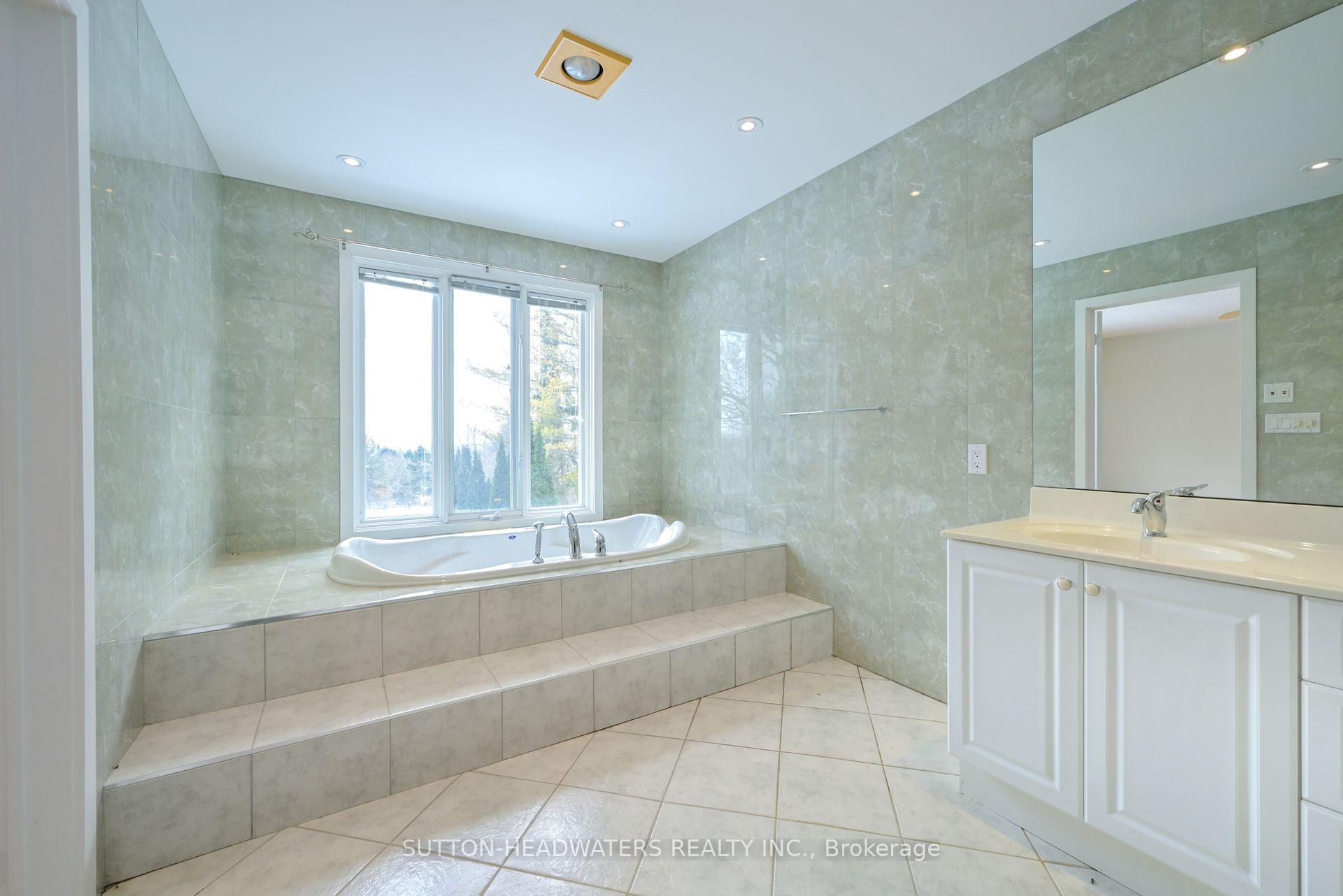 Photo 16 of 10 Cedar Drive, Caledon, Rural Caledon — HOMEH