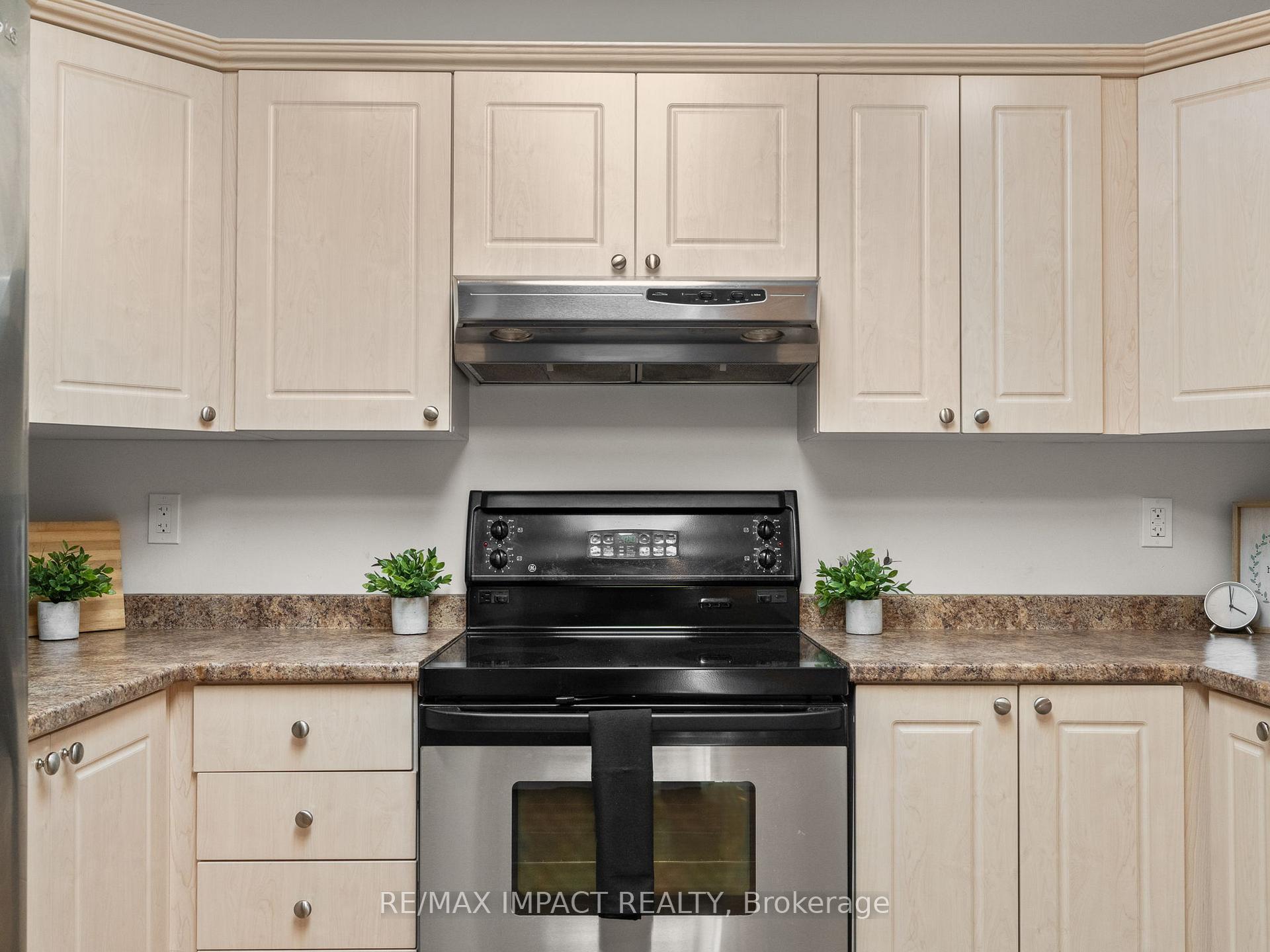 Photo 16 of 244 Ruttan Terrace, Cobourg — HOMEH