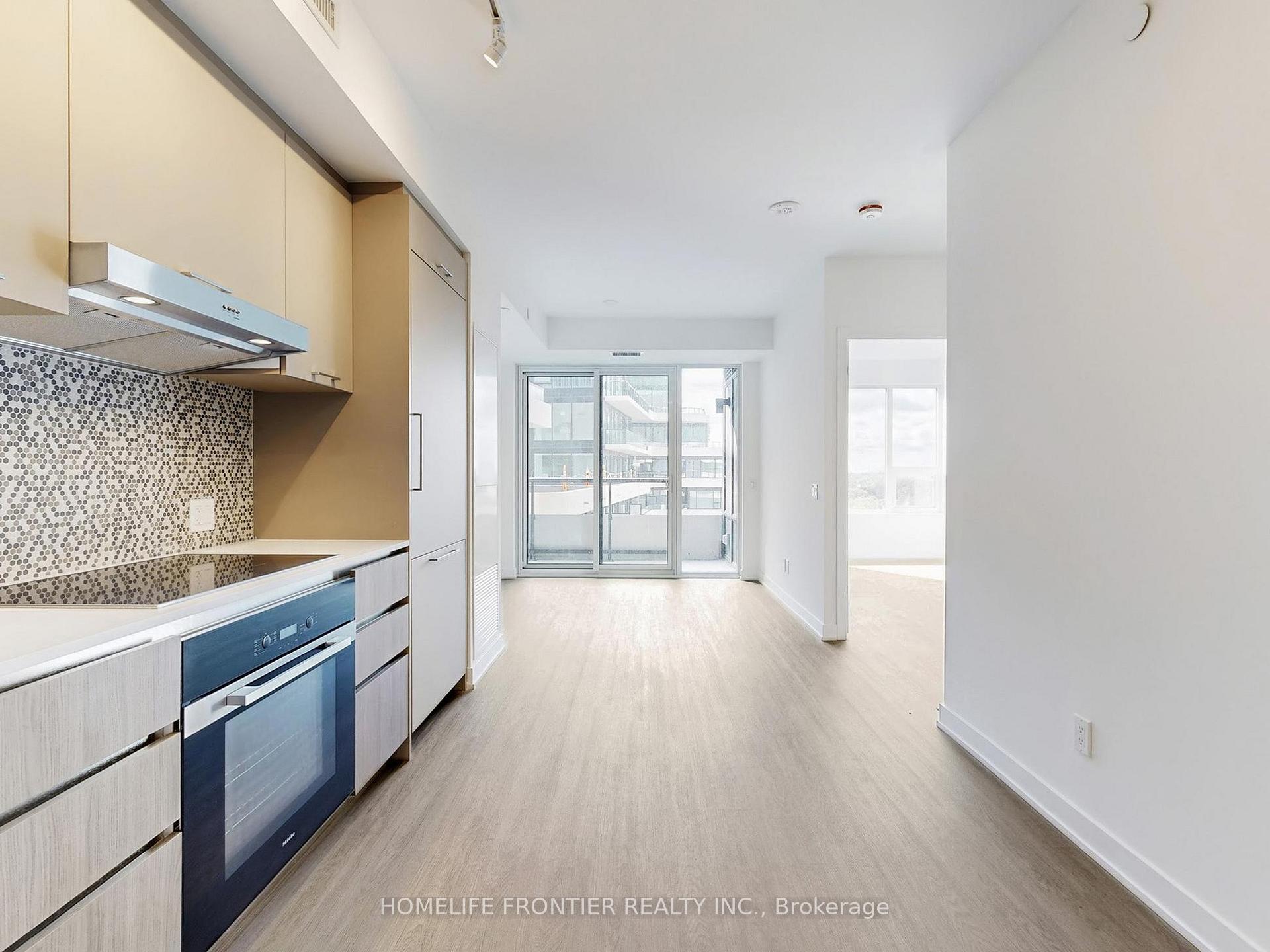 Photo 3 of Unit 802, 8188 Yonge Street, Vaughan, Uplands — HOMEH