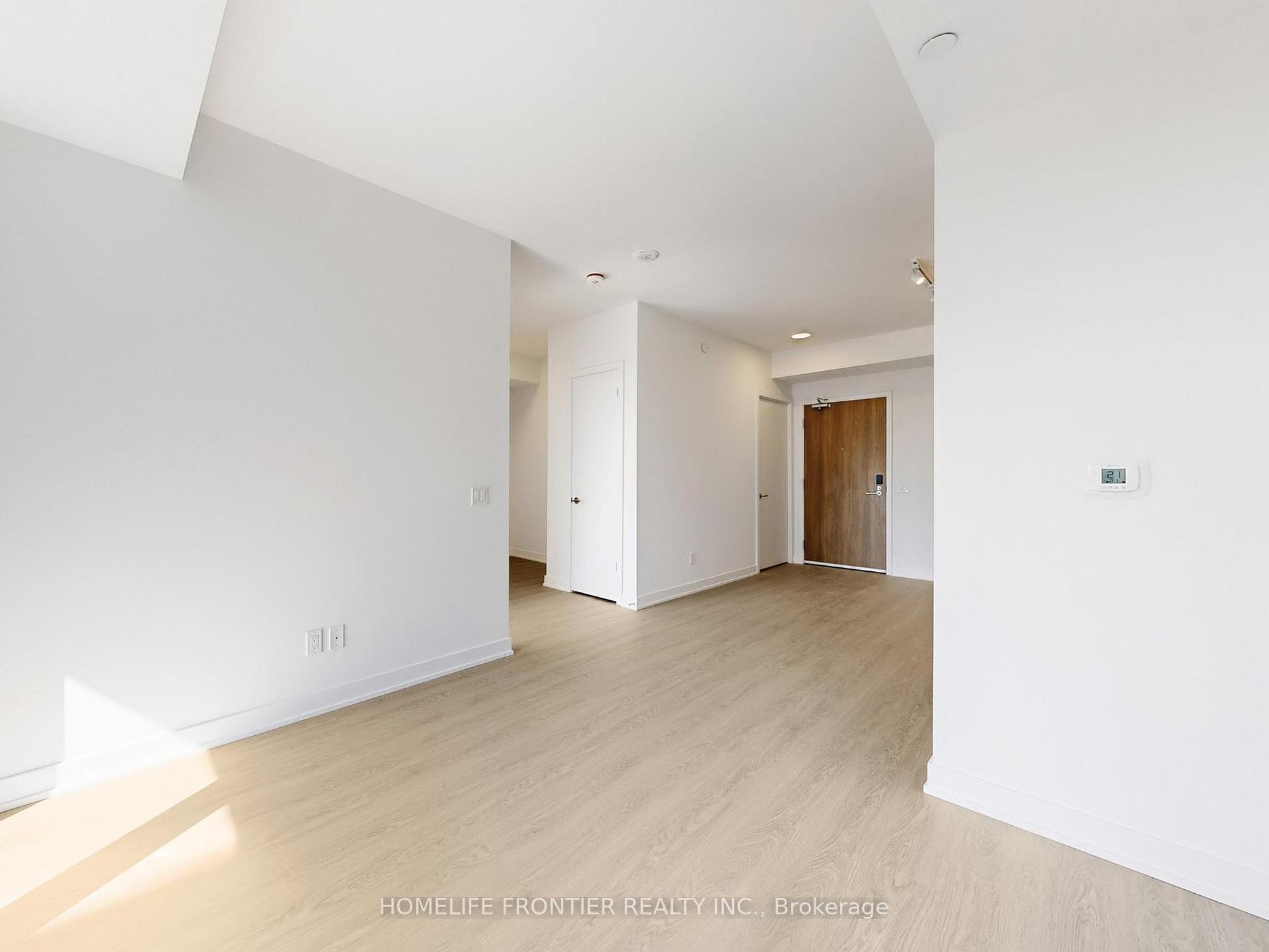 Photo 8 of Unit 802, 8188 Yonge Street, Vaughan, Uplands — HOMEH