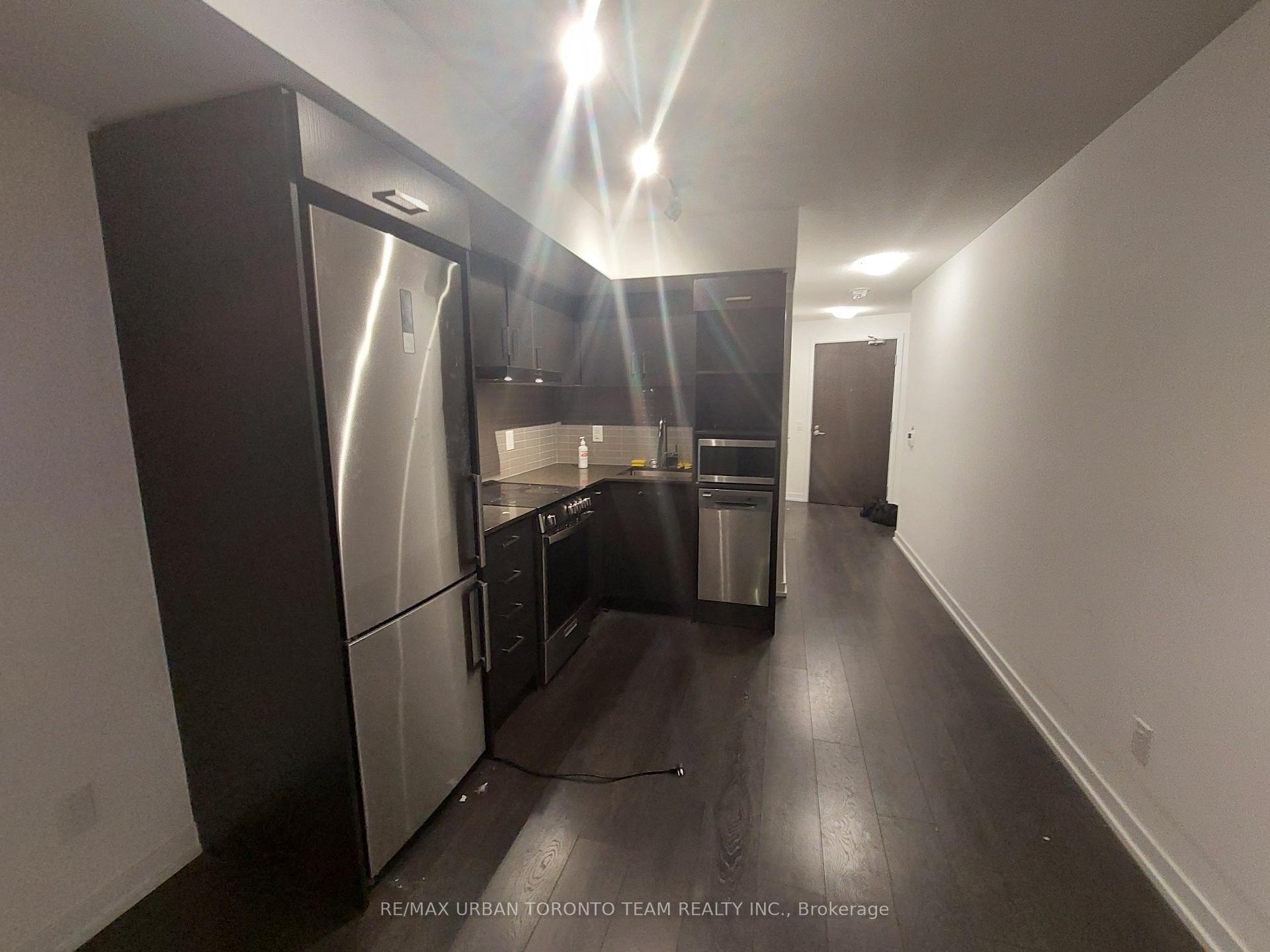 Photo 4 of Unit 2205, 219 Dundas Street E, Toronto, Waterfront Communities — HOMEH
