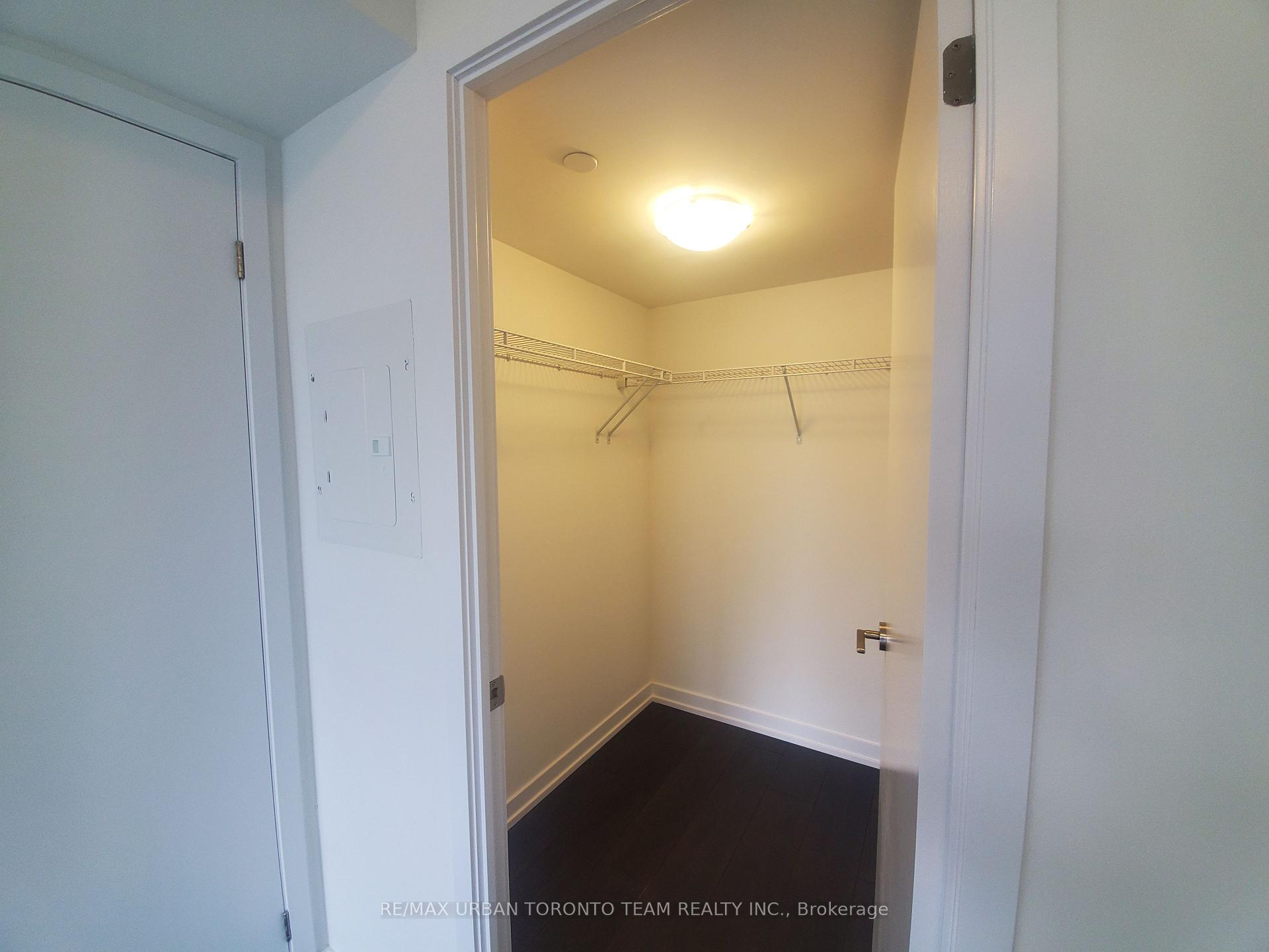 Photo 8 of Unit 2205, 219 Dundas Street E, Toronto, Waterfront Communities — HOMEH