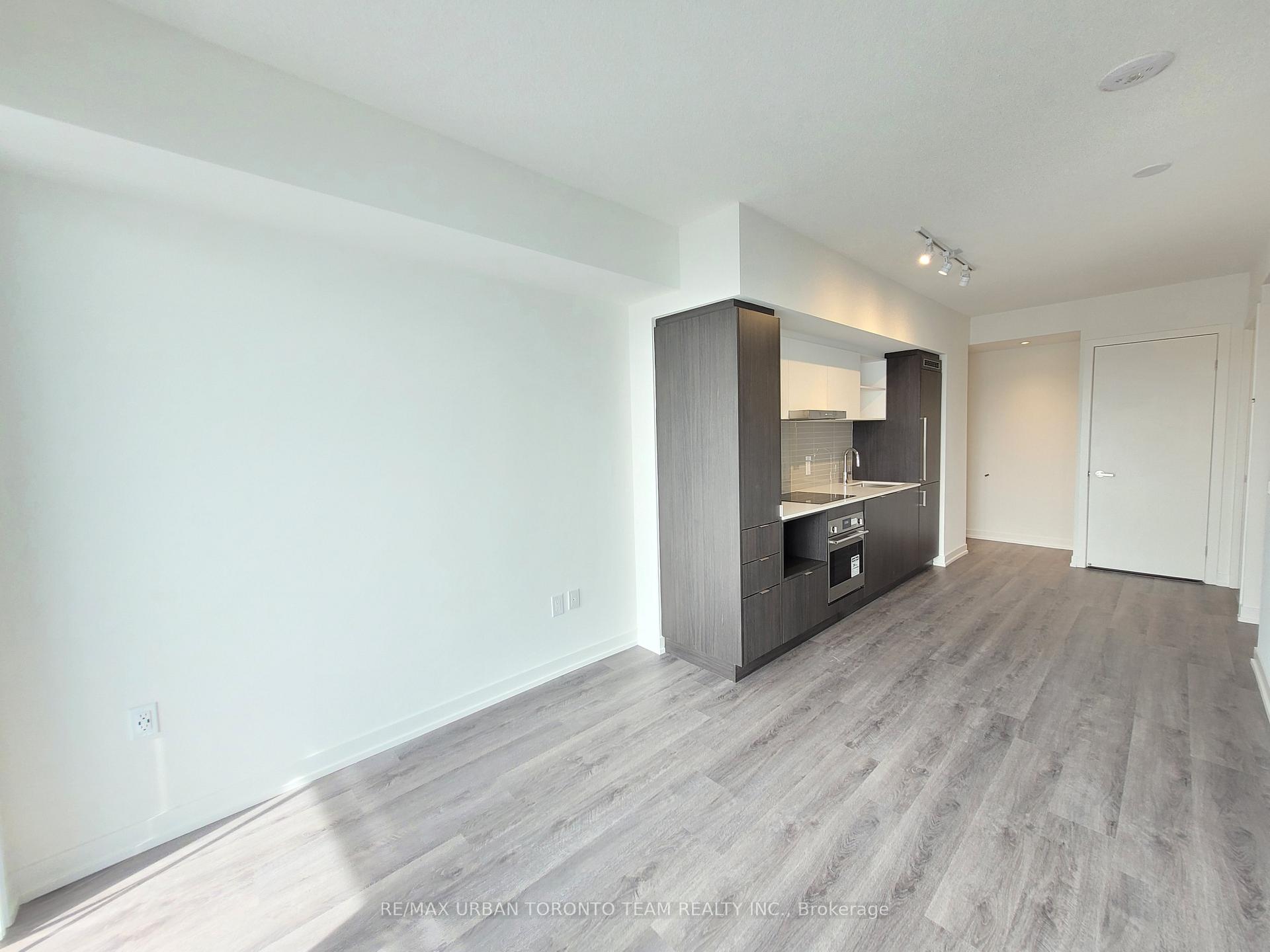 Photo 5 of Unit 3309, 138 Downes Street, Toronto, Waterfront Communities — HOMEH