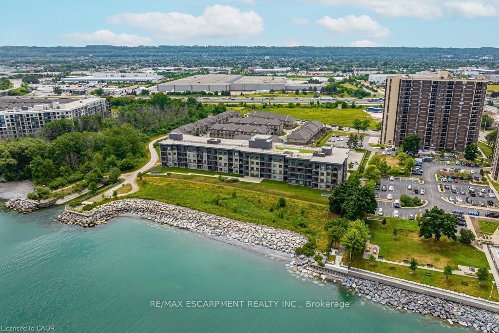 Photo 1 of Unit 321, 35 Southshore Crescent, Hamilton, Stoney Creek — HOMEH