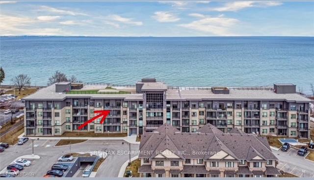 Photo 2 of Unit 321, 35 Southshore Crescent, Hamilton, Stoney Creek — HOMEH