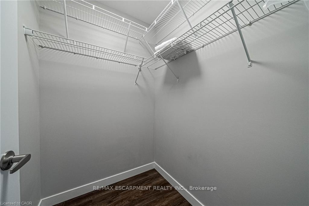 Photo 18 of Unit 321, 35 Southshore Crescent, Hamilton, Stoney Creek — HOMEH