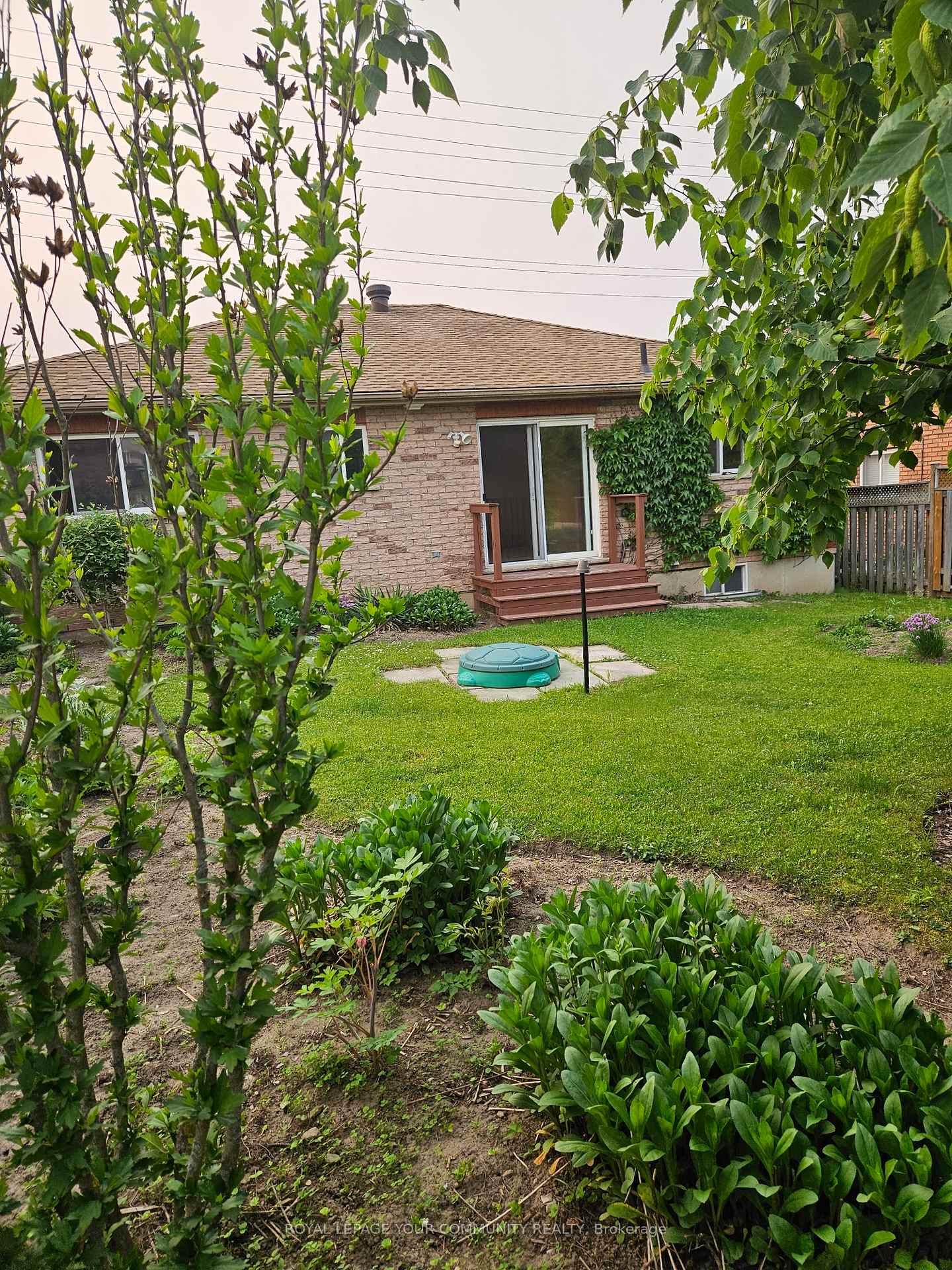 Photo 10 of 223 Livingstone Street E, Barrie, Little Lake — HOMEH