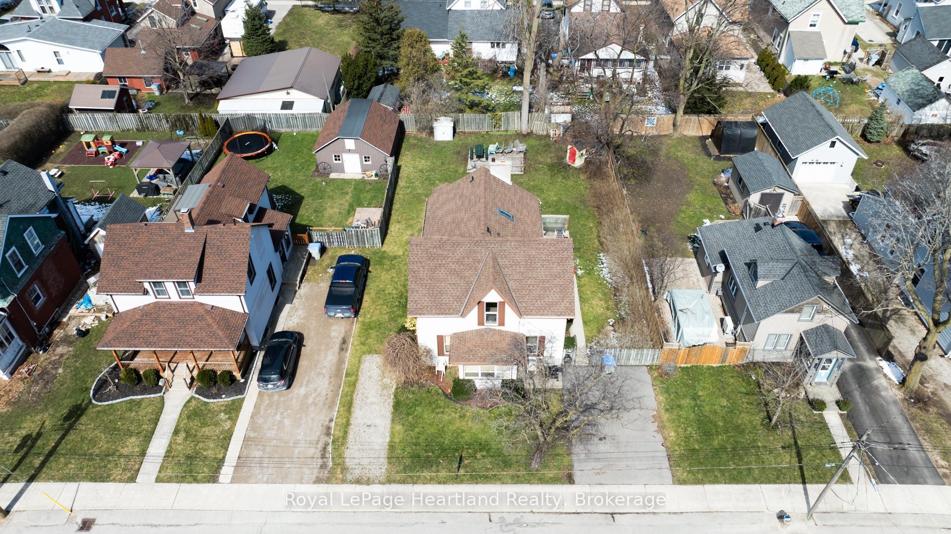 Photo 20 of 43 Trafalgar Street, Goderich, Goderich (Town) — HOMEH