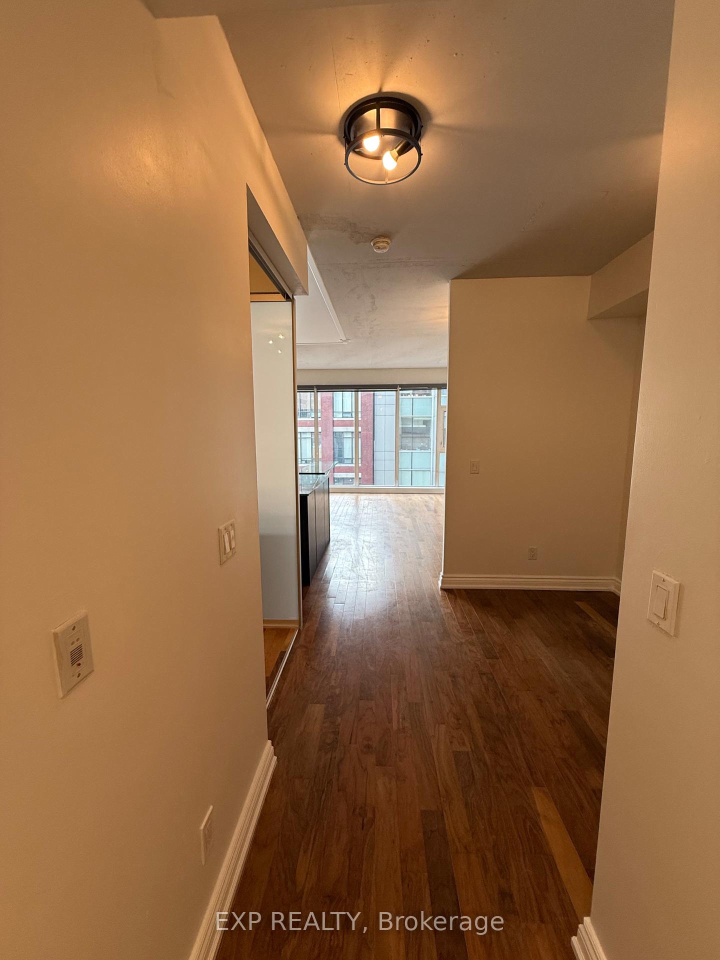 Photo 7 of Unit 602, 220 Victoria Street, Toronto, Church-Yonge Corridor — HOMEH