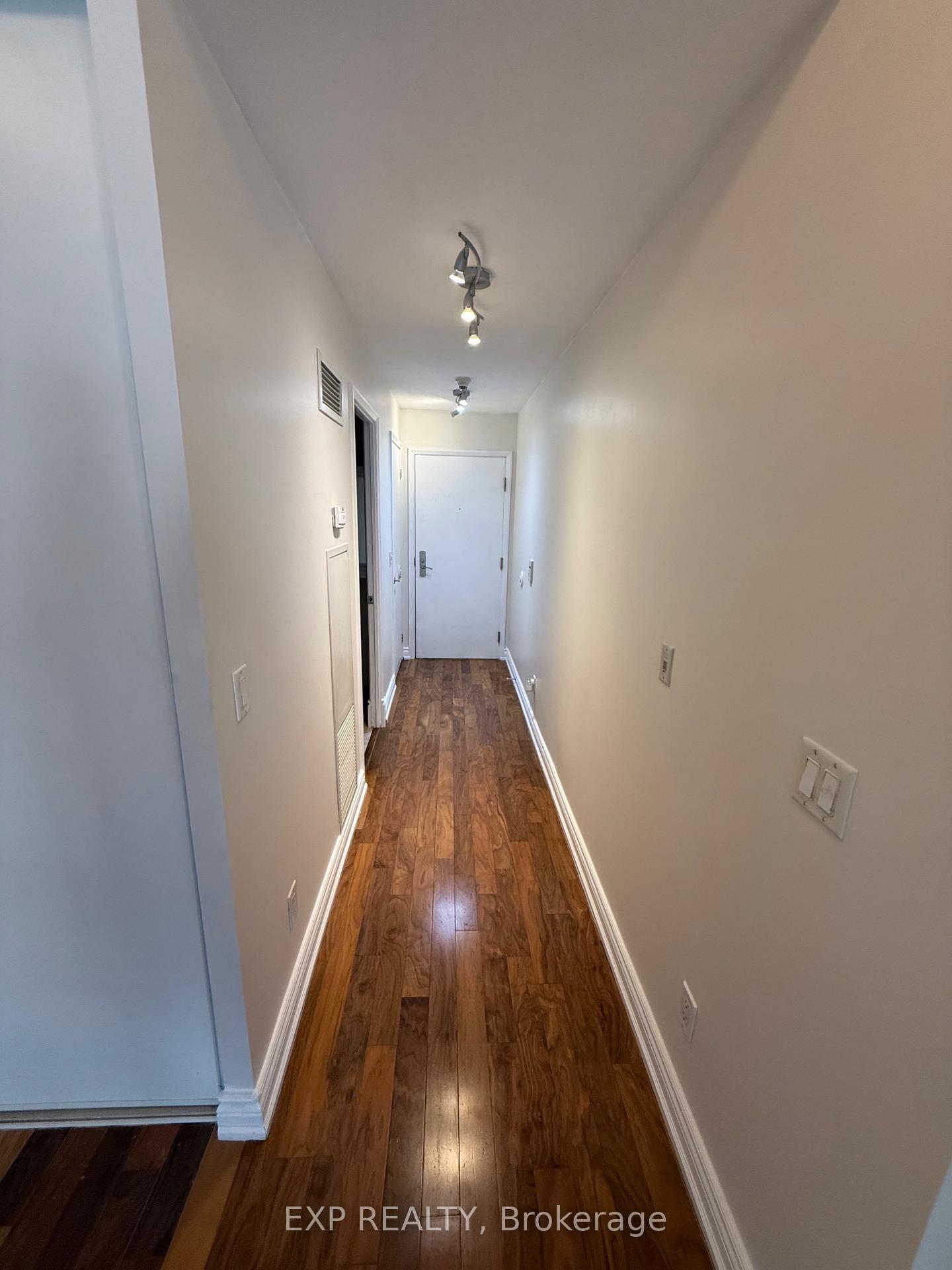 Photo 10 of Unit 602, 220 Victoria Street, Toronto, Church-Yonge Corridor — HOMEH
