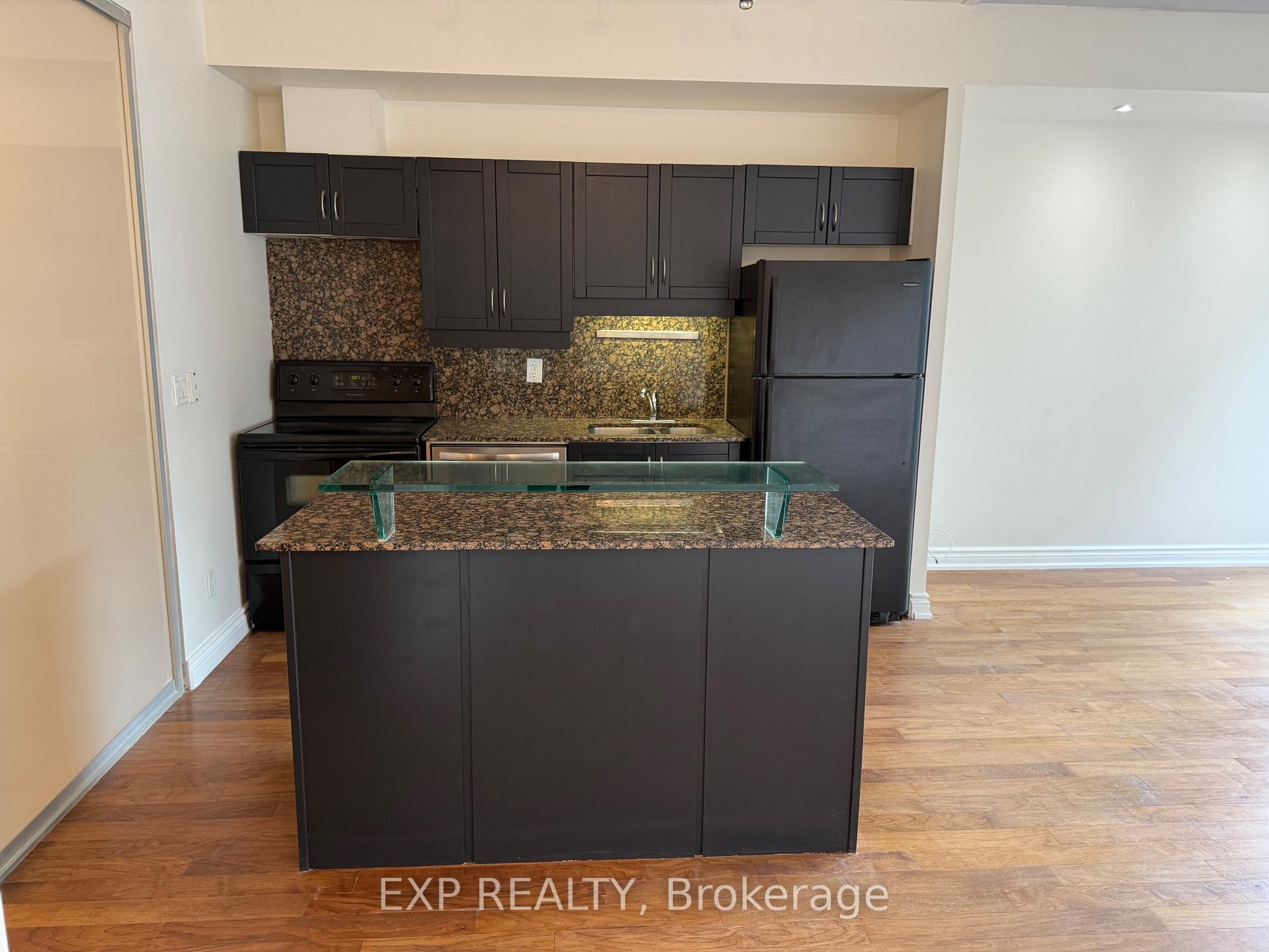 Photo 13 of Unit 602, 220 Victoria Street, Toronto, Church-Yonge Corridor — HOMEH