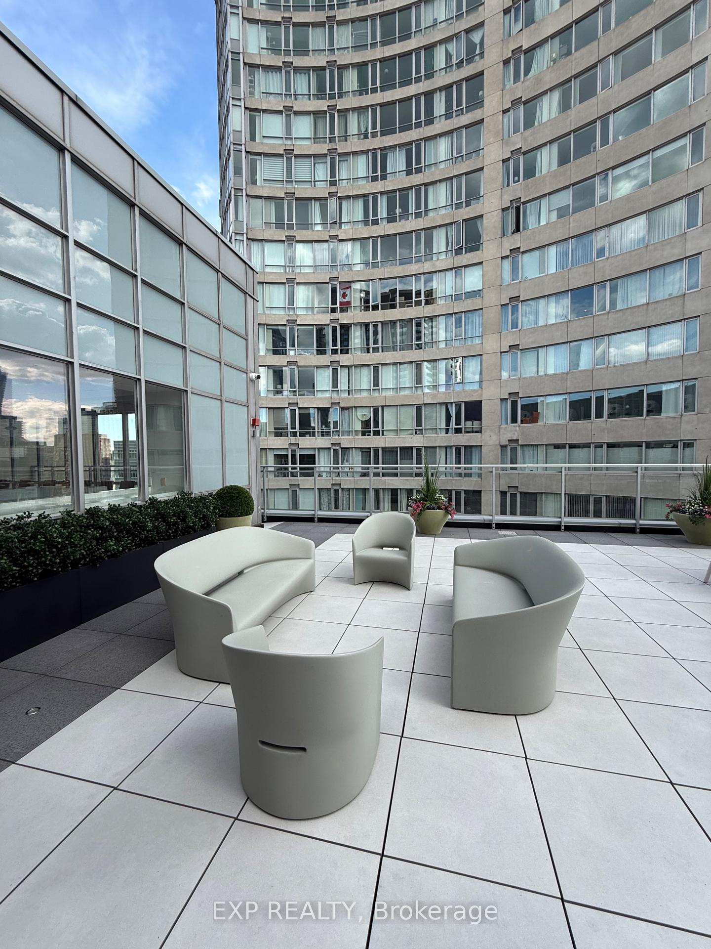 Photo 18 of Unit 602, 220 Victoria Street, Toronto, Church-Yonge Corridor — HOMEH
