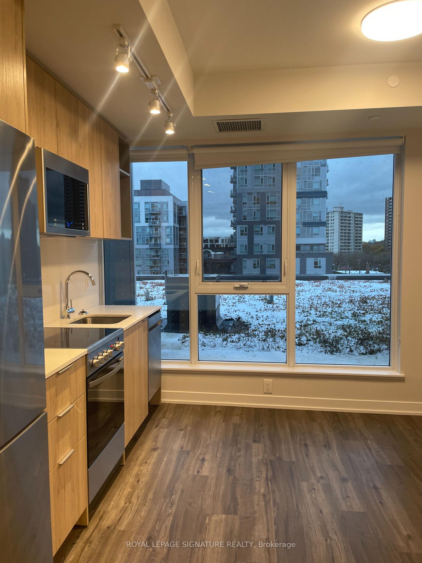 Photo 2 of Unit 503, 25 Nicholas Avenue, Toronto, Regent Park — HOMEH
