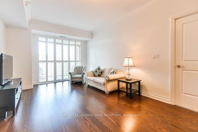 Photo 12 of Unit 303, 68 Main Street N, Markham, Old Markham Village — HOMEH