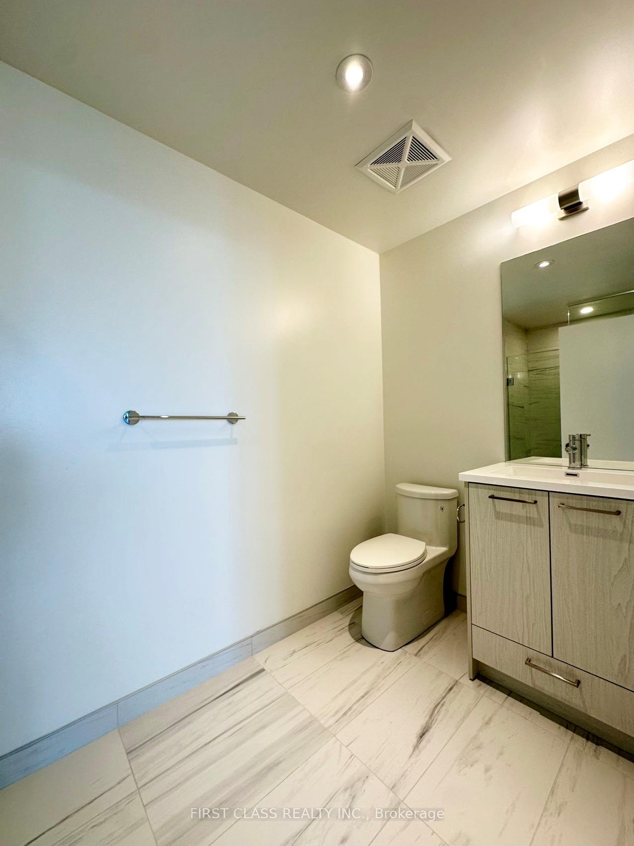 Photo 9 of Unit 3310, 28 Interchange Way, Vaughan, Vaughan Corporate Centre — HOMEH