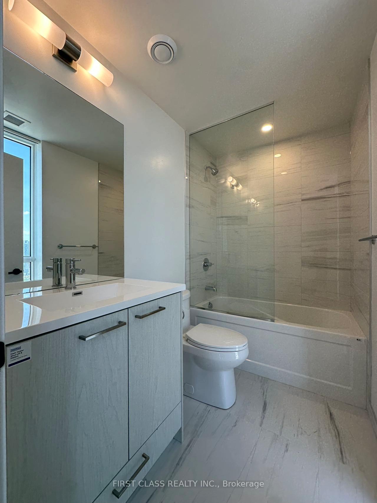 Photo 10 of Unit 3310, 28 Interchange Way, Vaughan, Vaughan Corporate Centre — HOMEH