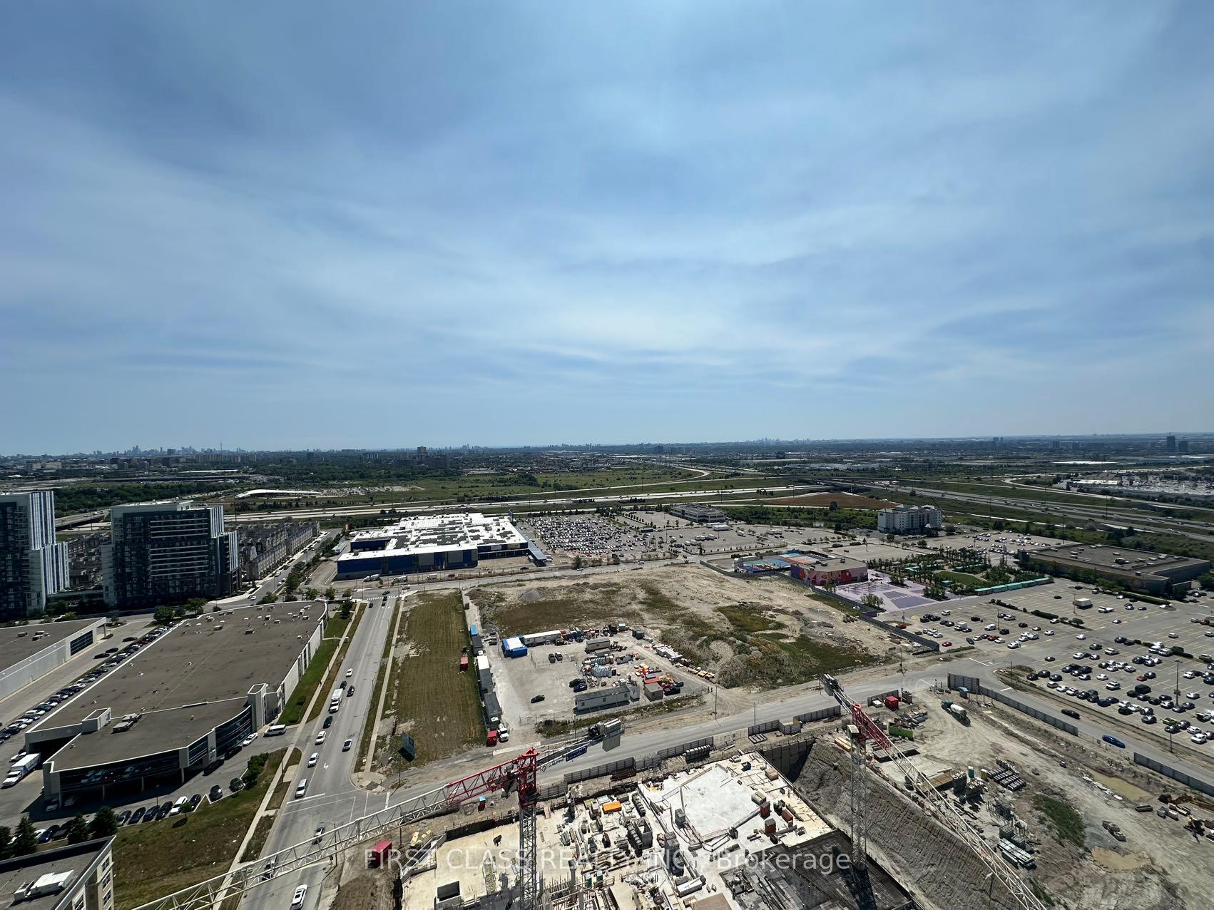 Photo 13 of Unit 3310, 28 Interchange Way, Vaughan, Vaughan Corporate Centre — HOMEH