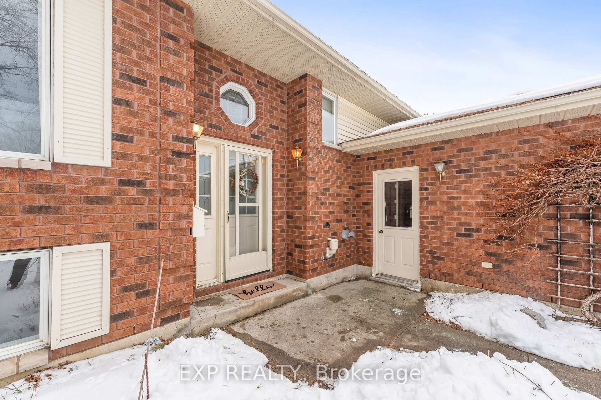Photo 4 of 34 Butler Street W, Brighton — HOMEH