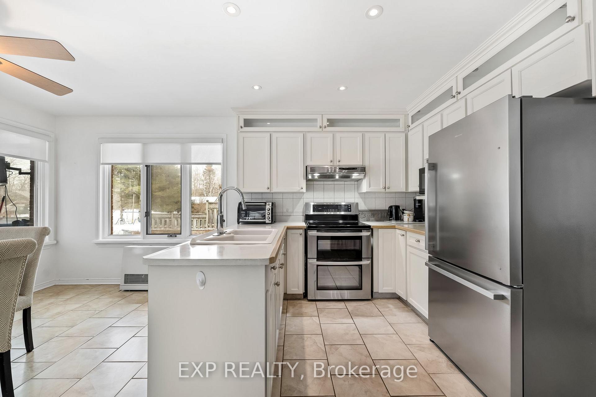 Photo 14 of 34 Butler Street W, Brighton — HOMEH