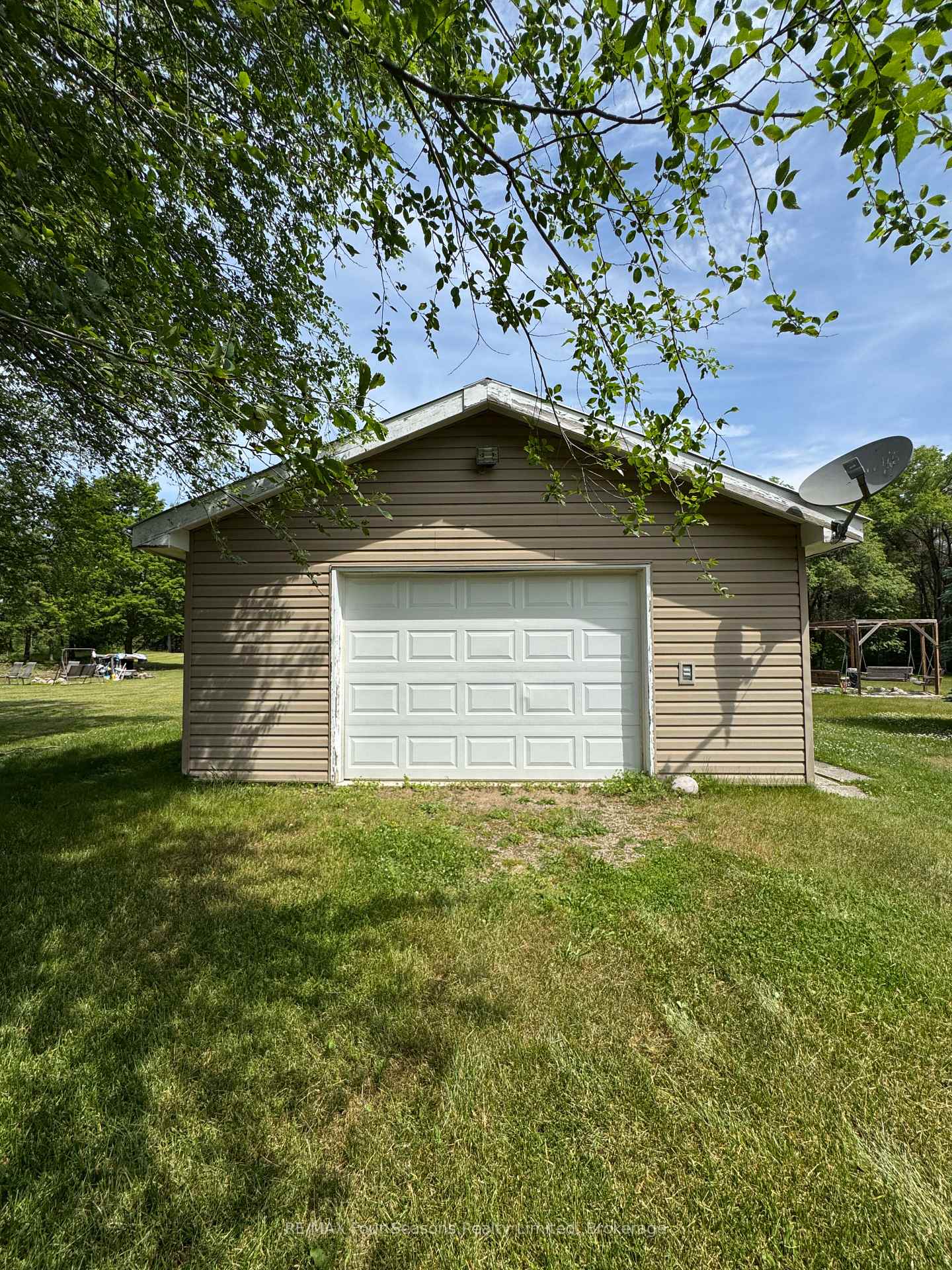 Photo 29 of 6184 County Road 9, Clearview, Rural Clearview — HOMEH