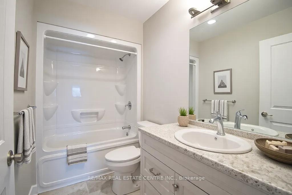 Photo 24 of 234 Manning Drive, Chatham-Kent, Chatham — HOMEH