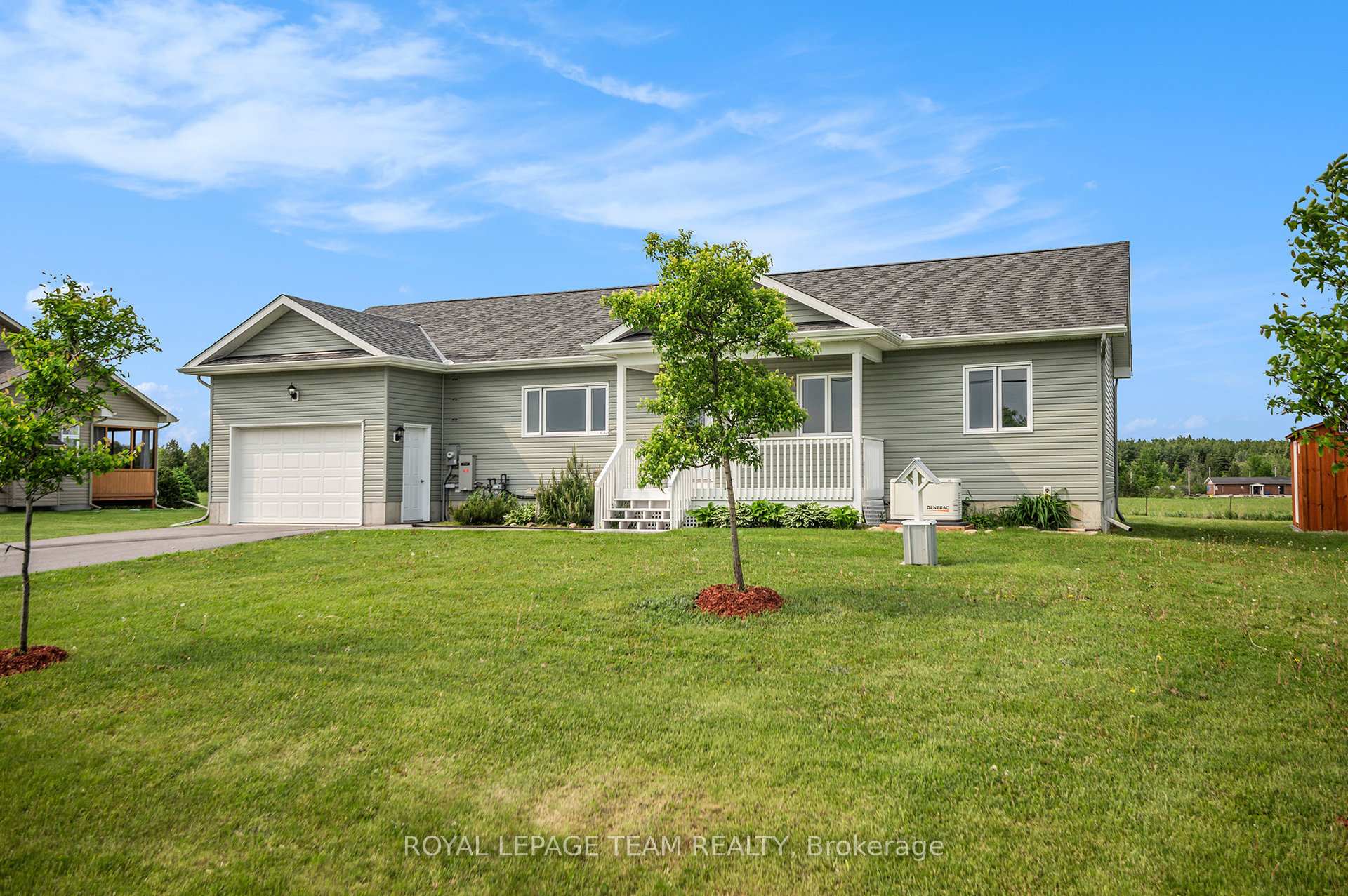 Photo 1 of 2833 Dunrobin Road, Ottawa, Dunrobin — HOMEH