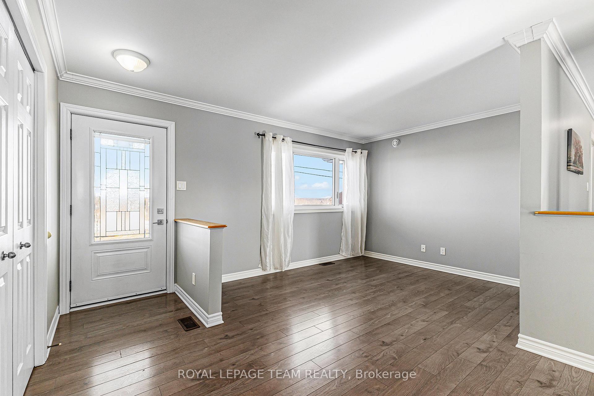 Photo 6 of 2833 Dunrobin Road, Ottawa, Dunrobin — HOMEH