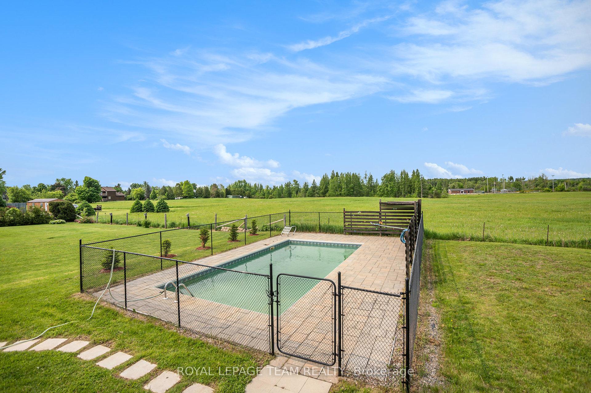 Photo 45 of 2833 Dunrobin Road, Ottawa, Dunrobin — HOMEH