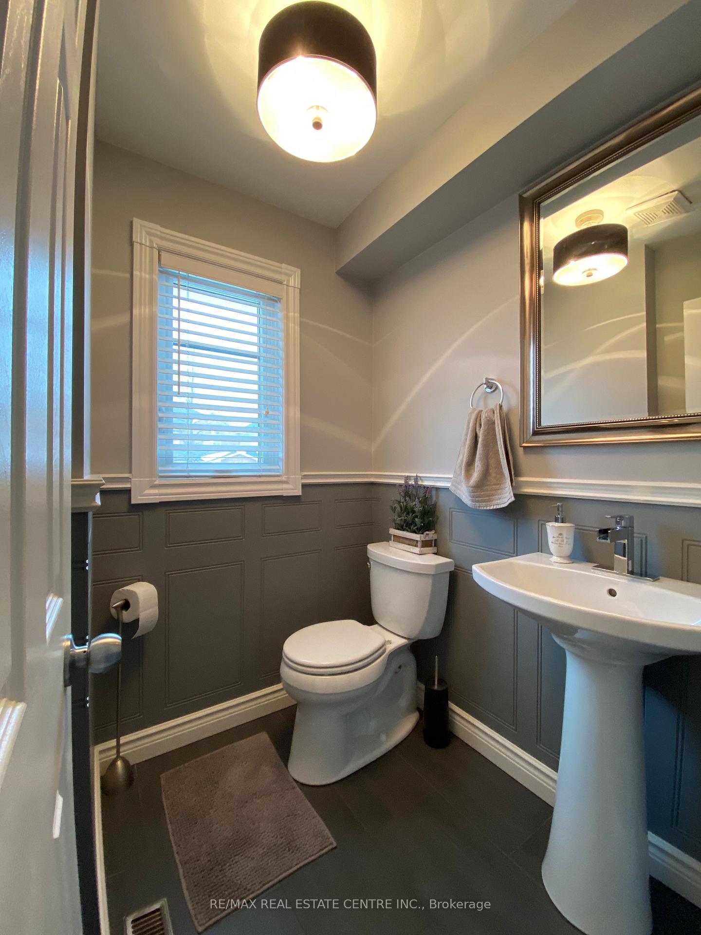 Photo 9 of 76 Hanton Crescent, Caledon, Bolton East — HOMEH