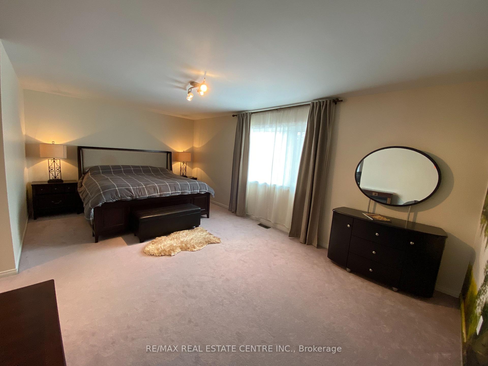 Photo 12 of 76 Hanton Crescent, Caledon, Bolton East — HOMEH