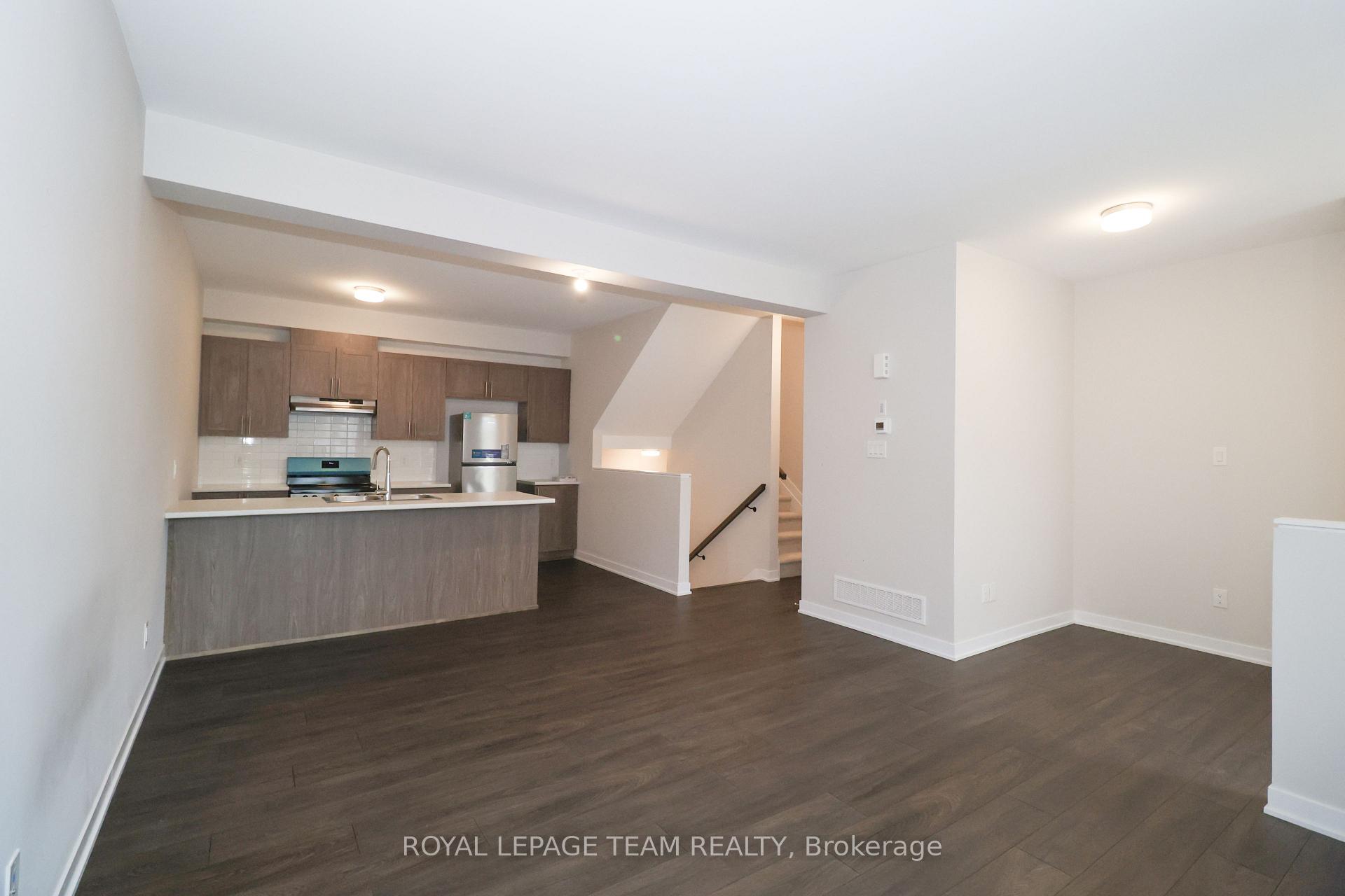 Photo 7 of 237 Speckled Alder Row, Ottawa, Barrhaven - Half Moon Bay — HOMEH