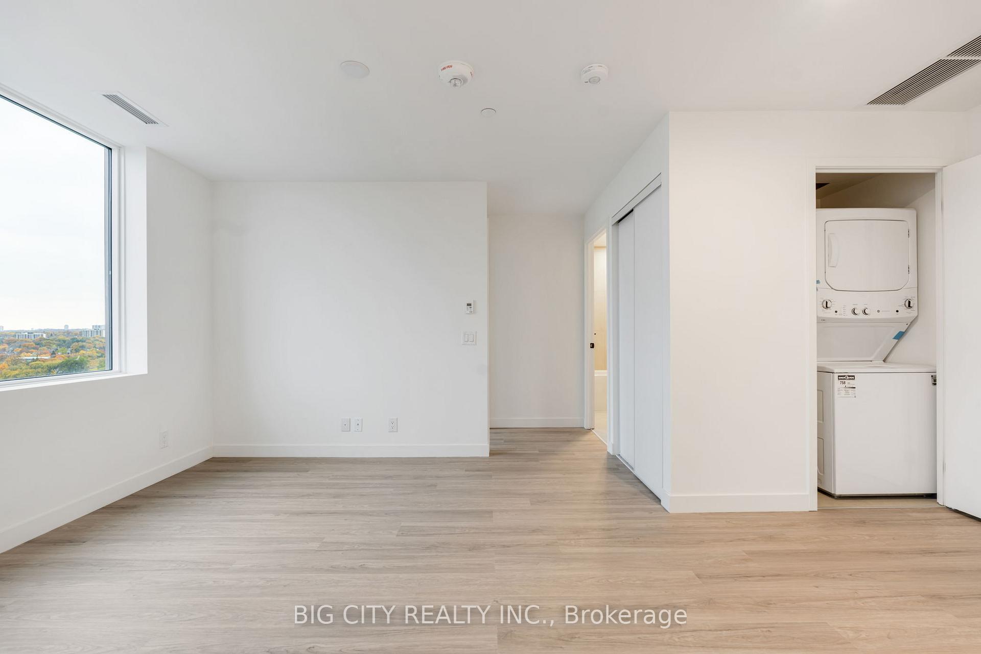 Photo 10 of Unit 1407, 1050 Eastern Avenue, Toronto, Greenwood-Coxwell — HOMEH