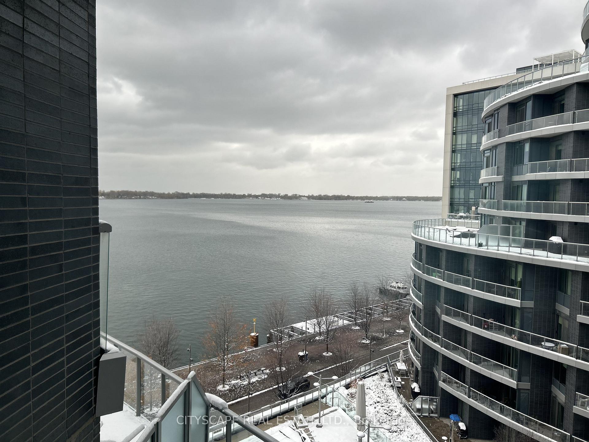 Photo 7 of Unit 813, 1 Edgewater Drive, Toronto, Waterfront Communities — HOMEH