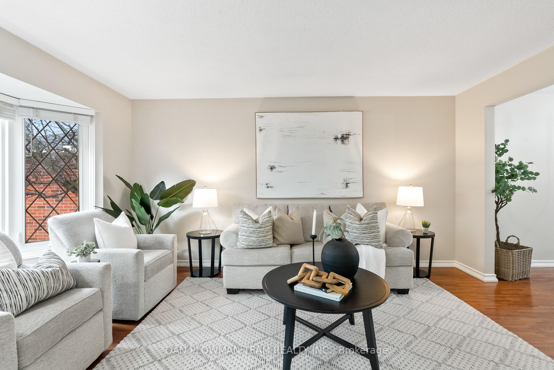 Photo 5 of 20 Harbord Crescent, Ajax, South West — HOMEH