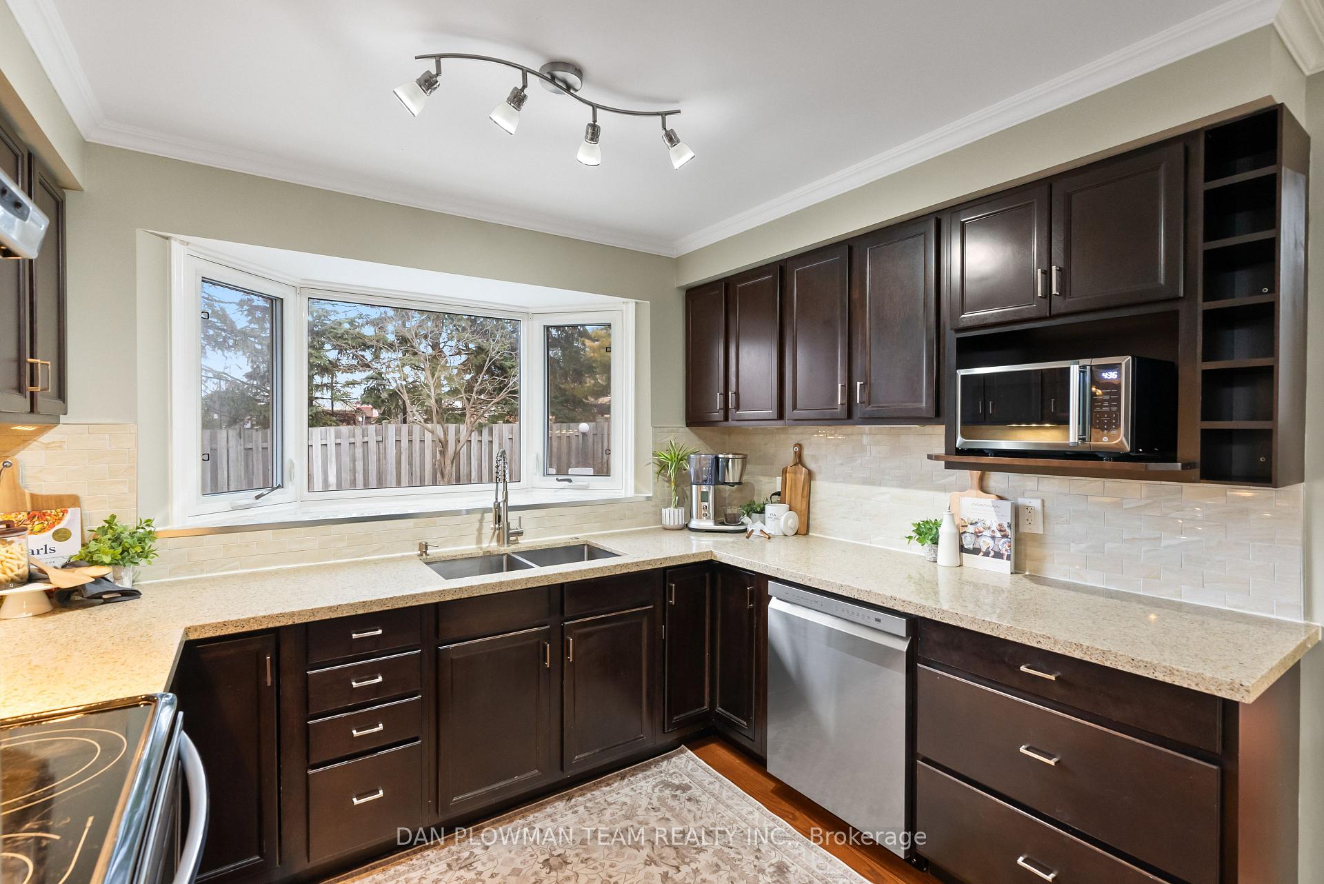 Photo 13 of 20 Harbord Crescent, Ajax, South West — HOMEH