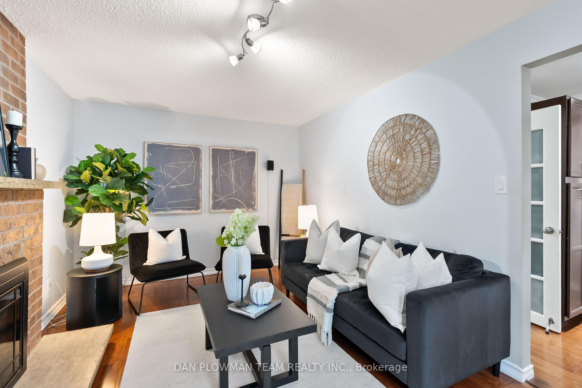 Photo 20 of 20 Harbord Crescent, Ajax, South West — HOMEH