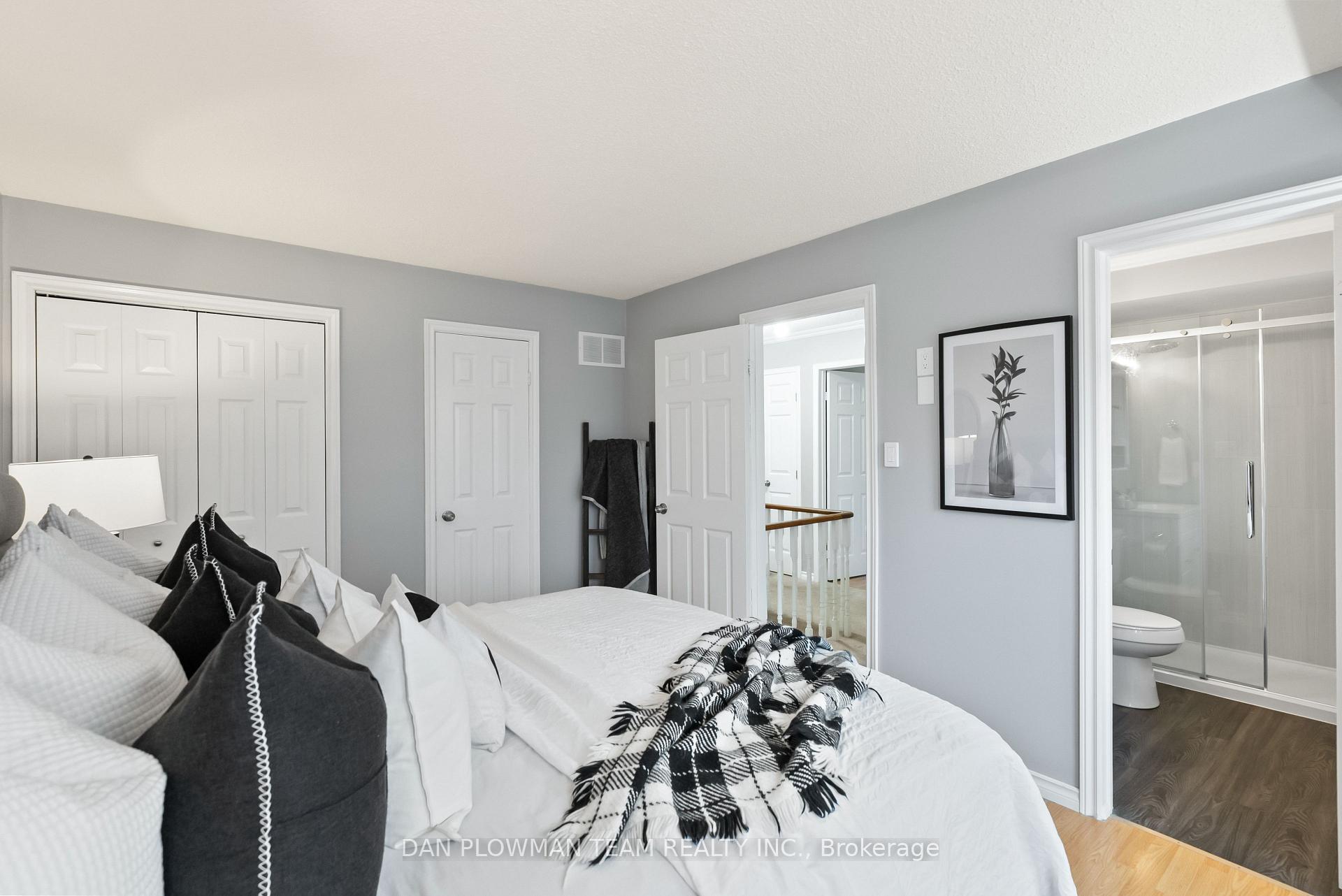 Photo 26 of 20 Harbord Crescent, Ajax, South West — HOMEH