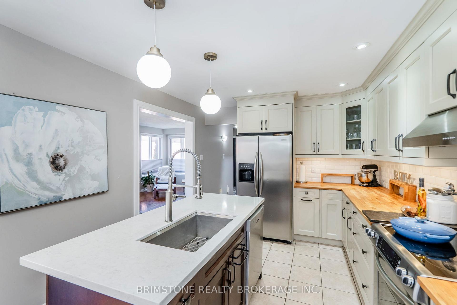 Photo 10 of 114 Ward Drive, Barrie, Painswick South — HOMEH