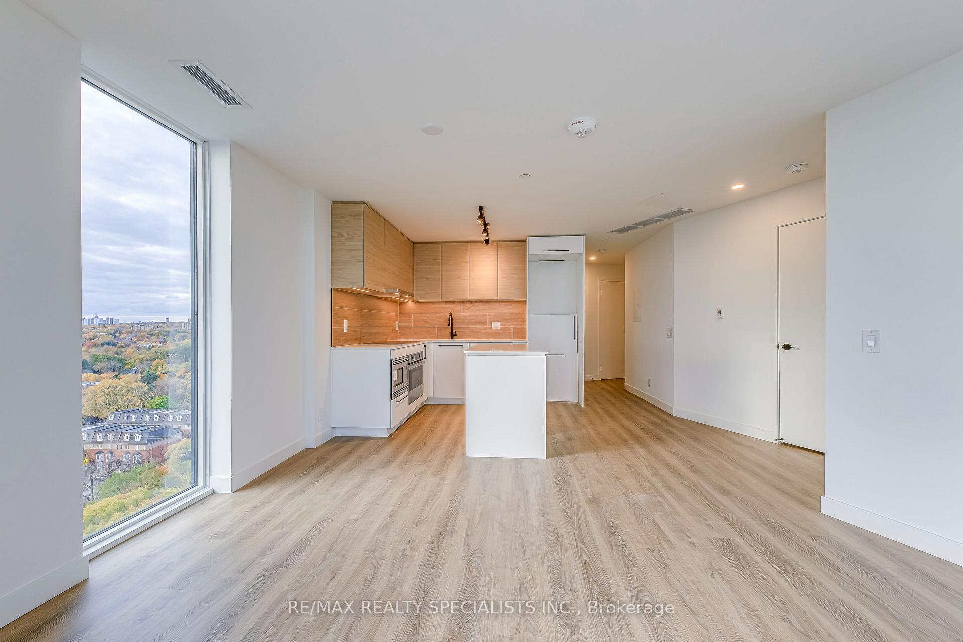 Photo 13 of Unit 1406, 1050 Eastern Avenue, Toronto, The Beaches — HOMEH