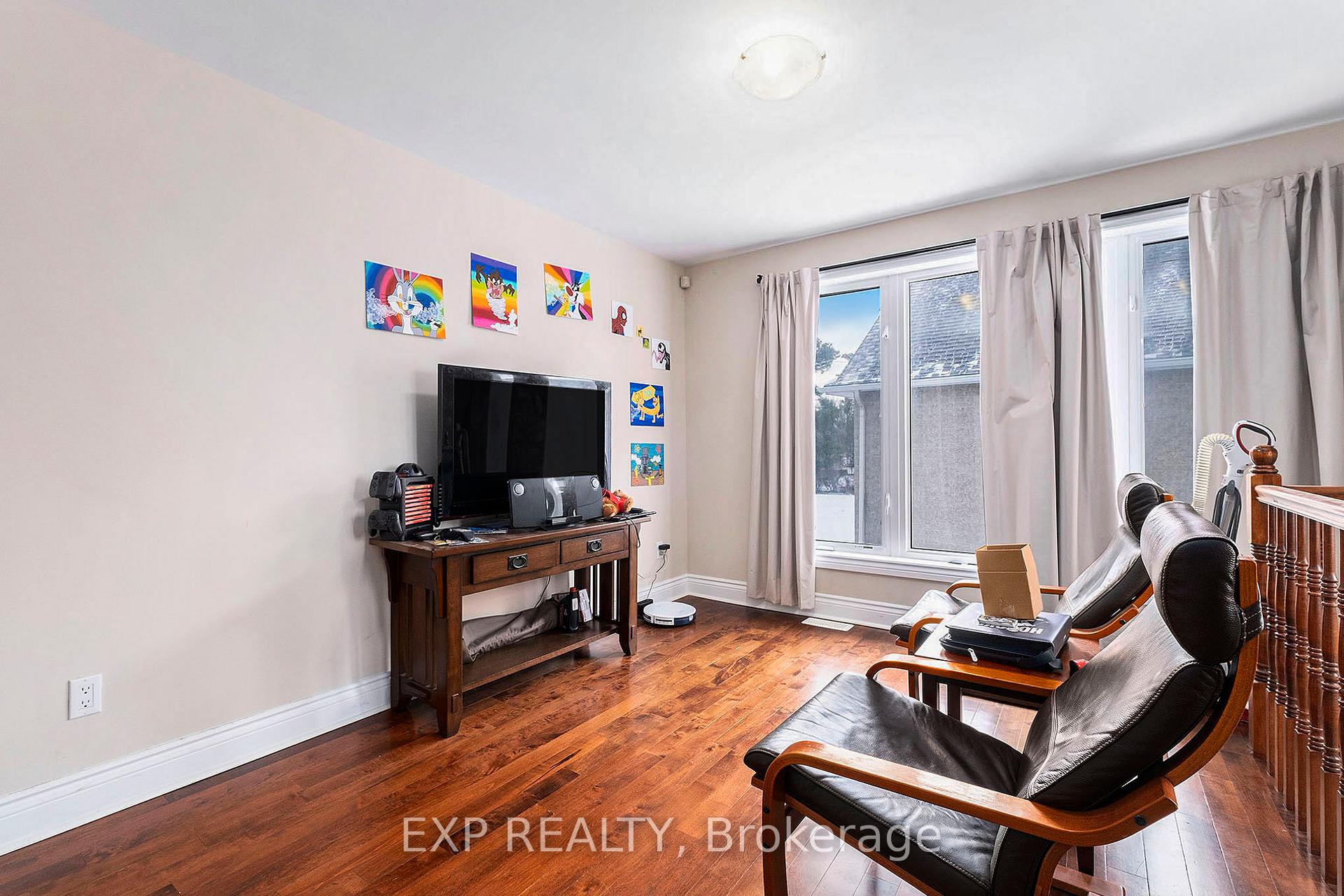 Photo 3 of 360 River Road, Ottawa, Cedardale — HOMEH