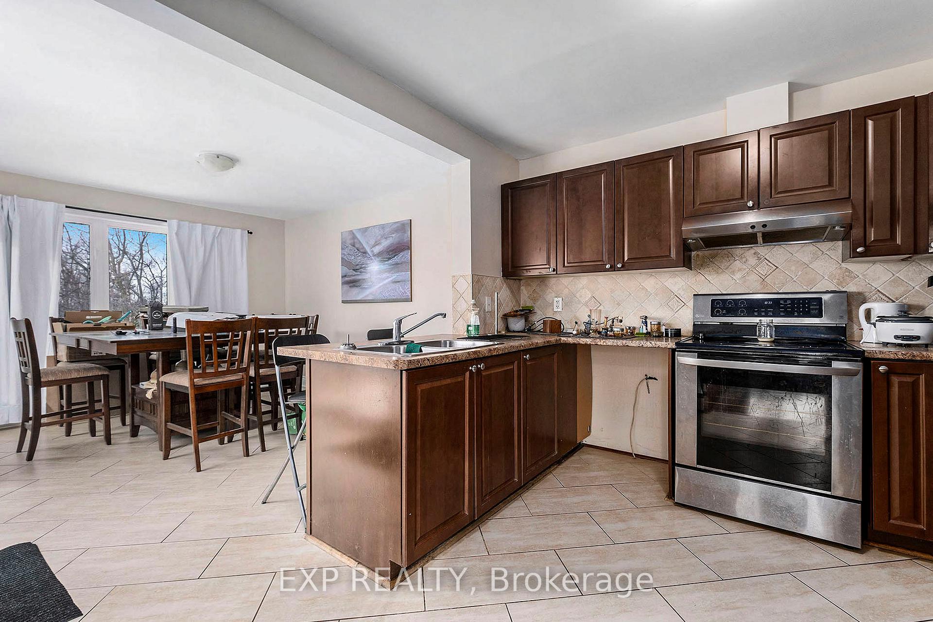 Photo 5 of 360 River Road, Ottawa, Cedardale — HOMEH