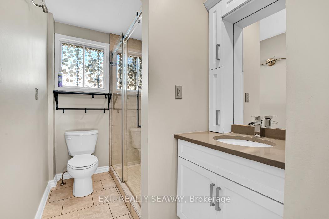 Photo 13 of 1315 Cumberland Street, Cornwall — HOMEH