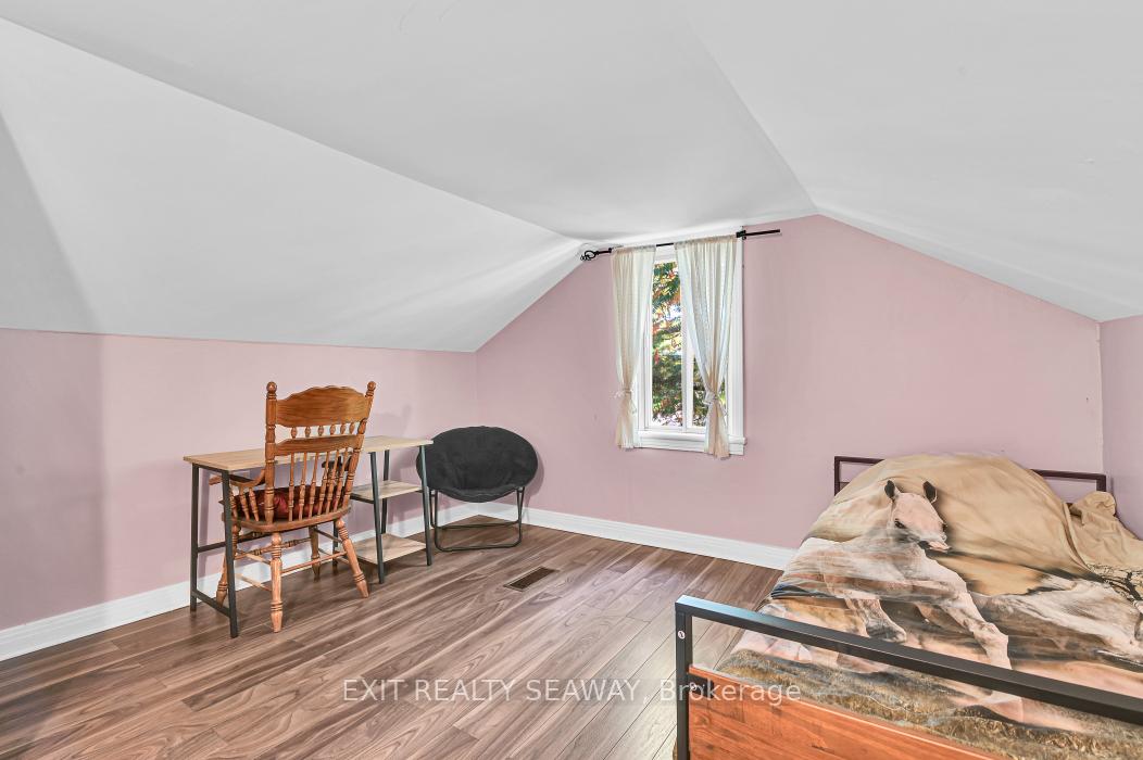Photo 19 of 1315 Cumberland Street, Cornwall — HOMEH