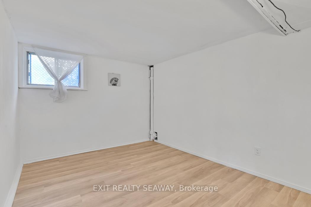 Photo 26 of 1315 Cumberland Street, Cornwall — HOMEH